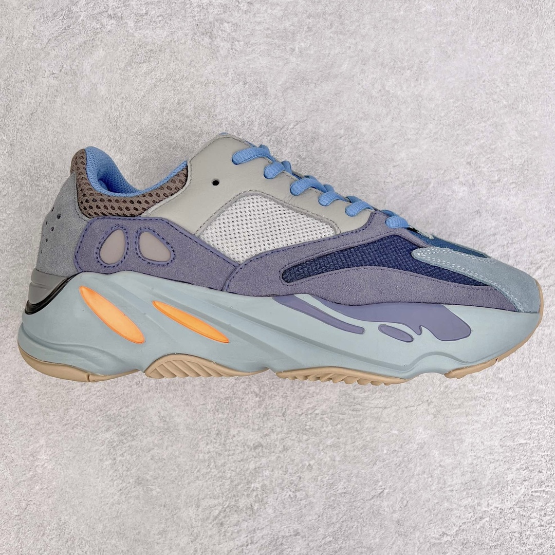 ＃JC纯原 Yeezy Boost Runner 700 碳蓝 FW2498 原楦原纸板开发 完美低趴原鞋韵味 市场同价位区间 性价比绝无第二家 正确头层牛巴革材质 原厂3D档案数据 原厂纸板 头层皮料 细节与正品对版 中底内置 Basf 科技 材质轻便 穿着软硬适中 全套纸板模具 原厂3M反光材料尺码：36 36.5 37 38 38.5 39 40 40.5 41 42 42.5 43 44 44.5 45 46 47 48-选品中心