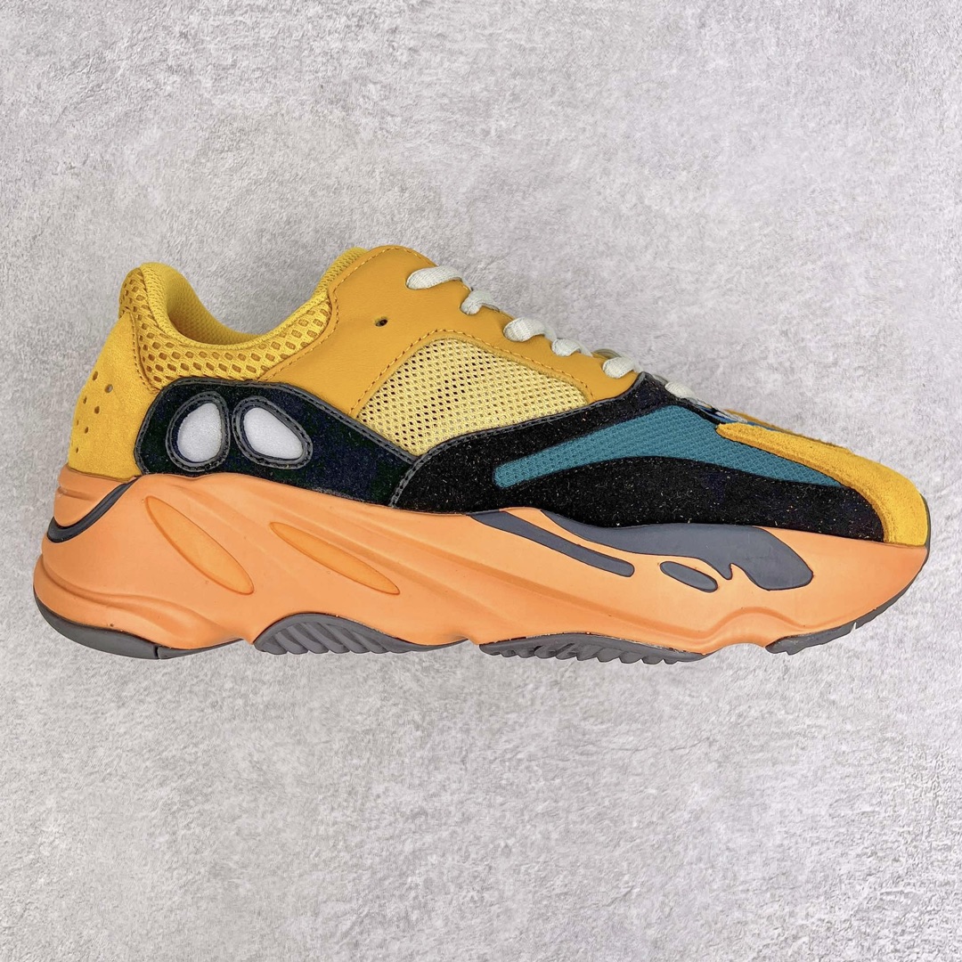 图片[4]-＃JC纯原 Yeezy Boost Runner 700 原楦原纸板开发 完美低趴原鞋韵味 市场同价位区间 性价比绝无第二家 正确头层牛巴革材质 原厂3D档案数据 原厂纸板 头层皮料 细节与正品对版 中底内置 Basf 科技 材质轻便 穿着软硬适中 全套纸板模具 原厂3M反光材料尺码：36 36.5 37 38 38.5 39 40 40.5 41 42 42.5 43 44 44.5 45 46 47 48-选品中心