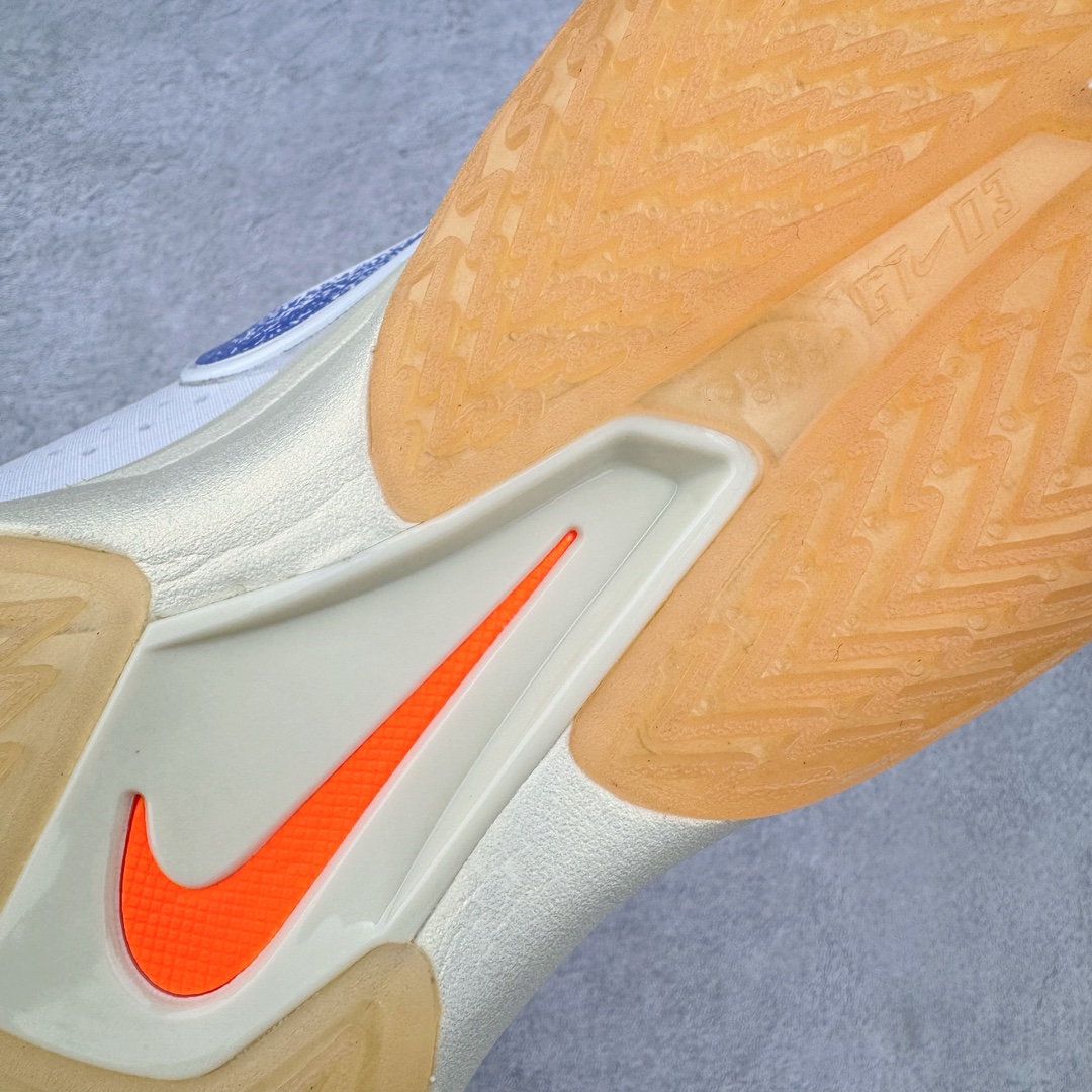 图片[22]-＃JC纯原 NK Air Zoom G.T.Cut 3.0 EP 新款实战低帮篮球鞋 巴黎奥运会 白蓝橙 HJ8206-100 一个月返厂/换新售后服务 支持各种实战 全套原纸板楦头开发 独家原档数据私模唯一正确8层组合大底 全新GT Cut 3.0 全掌搭载了 ZoomX 泡棉 使得整双鞋在缓震表现上可谓相当优秀 拥有着顶级科技配置的同时 颜值设计也非常可观 整体鞋型仍然保留了前低后高的设计 G.T. Cut 传统的突进极速突破的感觉 鞋头麂皮材质和 NK Flywire 飞线工艺 相对来说包裹感更好了 必备的TPU 支撑片 两侧 Swoosh 的透气孔设计 起到散热透气的作用 鞋舌采用类似跑鞋的半开叉式设计 搭配鞋带既可以提升包裹感 又降低了运动中鞋舌乱跑的可能性 鞋子内里填充相当厚实 避免掉跟 尺码：36 36.5 37.5 38 38.5 39 40 40.5 41 42 42.5 43 44 44.5 45 45.5 46 47 47.5 48.5-选品中心