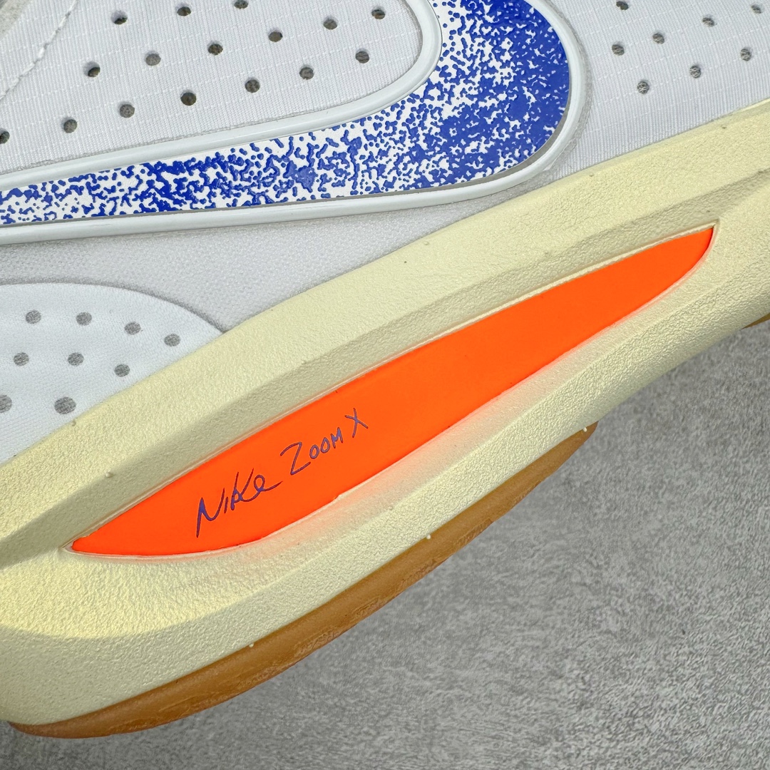 图片[16]-＃JC纯原 NK Air Zoom G.T.Cut 3.0 EP 新款实战低帮篮球鞋 巴黎奥运会 白蓝橙 HJ8206-100 一个月返厂/换新售后服务 支持各种实战 全套原纸板楦头开发 独家原档数据私模唯一正确8层组合大底 全新GT Cut 3.0 全掌搭载了 ZoomX 泡棉 使得整双鞋在缓震表现上可谓相当优秀 拥有着顶级科技配置的同时 颜值设计也非常可观 整体鞋型仍然保留了前低后高的设计 G.T. Cut 传统的突进极速突破的感觉 鞋头麂皮材质和 NK Flywire 飞线工艺 相对来说包裹感更好了 必备的TPU 支撑片 两侧 Swoosh 的透气孔设计 起到散热透气的作用 鞋舌采用类似跑鞋的半开叉式设计 搭配鞋带既可以提升包裹感 又降低了运动中鞋舌乱跑的可能性 鞋子内里填充相当厚实 避免掉跟 尺码：36 36.5 37.5 38 38.5 39 40 40.5 41 42 42.5 43 44 44.5 45 45.5 46 47 47.5 48.5-选品中心