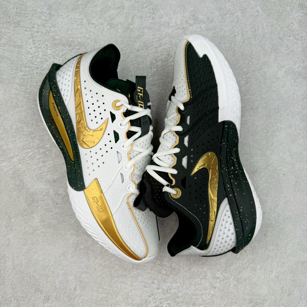 图片[3]-＃JC纯原 NK Air Zoom G.T.Cut 3.0 EP 新款实战低帮篮球鞋 称霸全国 白金 HF5702-170 一个月返厂/换新售后服务 支持各种实战 全套原纸板楦头开发 独家原档数据私模唯一正确8层组合大底 全新GT Cut 3.0 全掌搭载了 ZoomX 泡棉 使得整双鞋在缓震表现上可谓相当优秀 拥有着顶级科技配置的同时 颜值设计也非常可观 整体鞋型仍然保留了前低后高的设计 G.T. Cut 传统的突进极速突破的感觉 鞋头麂皮材质和 NK Flywire 飞线工艺 相对来说包裹感更好了 必备的TPU 支撑片 两侧 Swoosh 的透气孔设计 起到散热透气的作用 鞋舌采用类似跑鞋的半开叉式设计 搭配鞋带既可以提升包裹感 又降低了运动中鞋舌乱跑的可能性 鞋子内里填充相当厚实 避免掉跟 尺码：36 36.5 37.5 38 38.5 39 40 40.5 41 42 42.5 43 44 44.5 45 45.5 46 47 47.5 48.5-选品中心