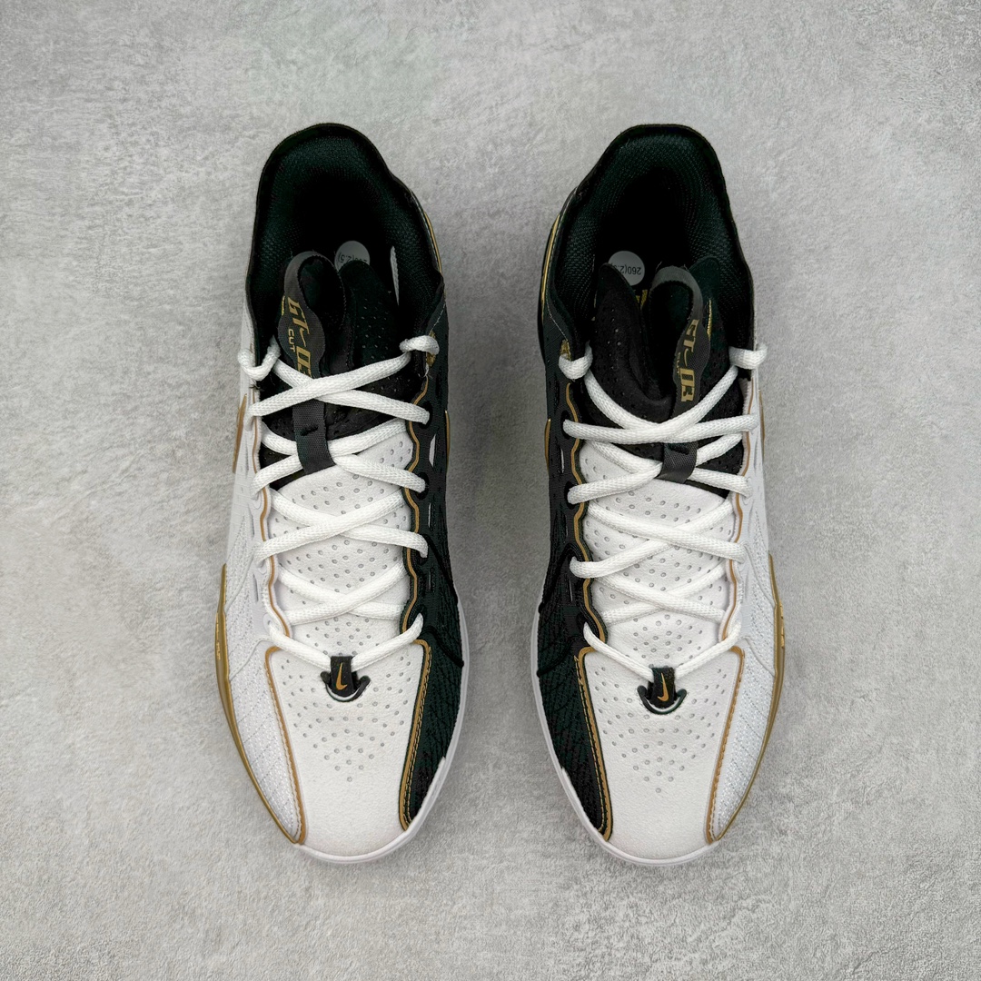 图片[2]-＃JC纯原 NK Air Zoom G.T.Cut 3.0 EP 新款实战低帮篮球鞋 称霸全国 白金 HF5702-170 一个月返厂/换新售后服务 支持各种实战 全套原纸板楦头开发 独家原档数据私模唯一正确8层组合大底 全新GT Cut 3.0 全掌搭载了 ZoomX 泡棉 使得整双鞋在缓震表现上可谓相当优秀 拥有着顶级科技配置的同时 颜值设计也非常可观 整体鞋型仍然保留了前低后高的设计 G.T. Cut 传统的突进极速突破的感觉 鞋头麂皮材质和 NK Flywire 飞线工艺 相对来说包裹感更好了 必备的TPU 支撑片 两侧 Swoosh 的透气孔设计 起到散热透气的作用 鞋舌采用类似跑鞋的半开叉式设计 搭配鞋带既可以提升包裹感 又降低了运动中鞋舌乱跑的可能性 鞋子内里填充相当厚实 避免掉跟 尺码：36 36.5 37.5 38 38.5 39 40 40.5 41 42 42.5 43 44 44.5 45 45.5 46 47 47.5 48.5-选品中心