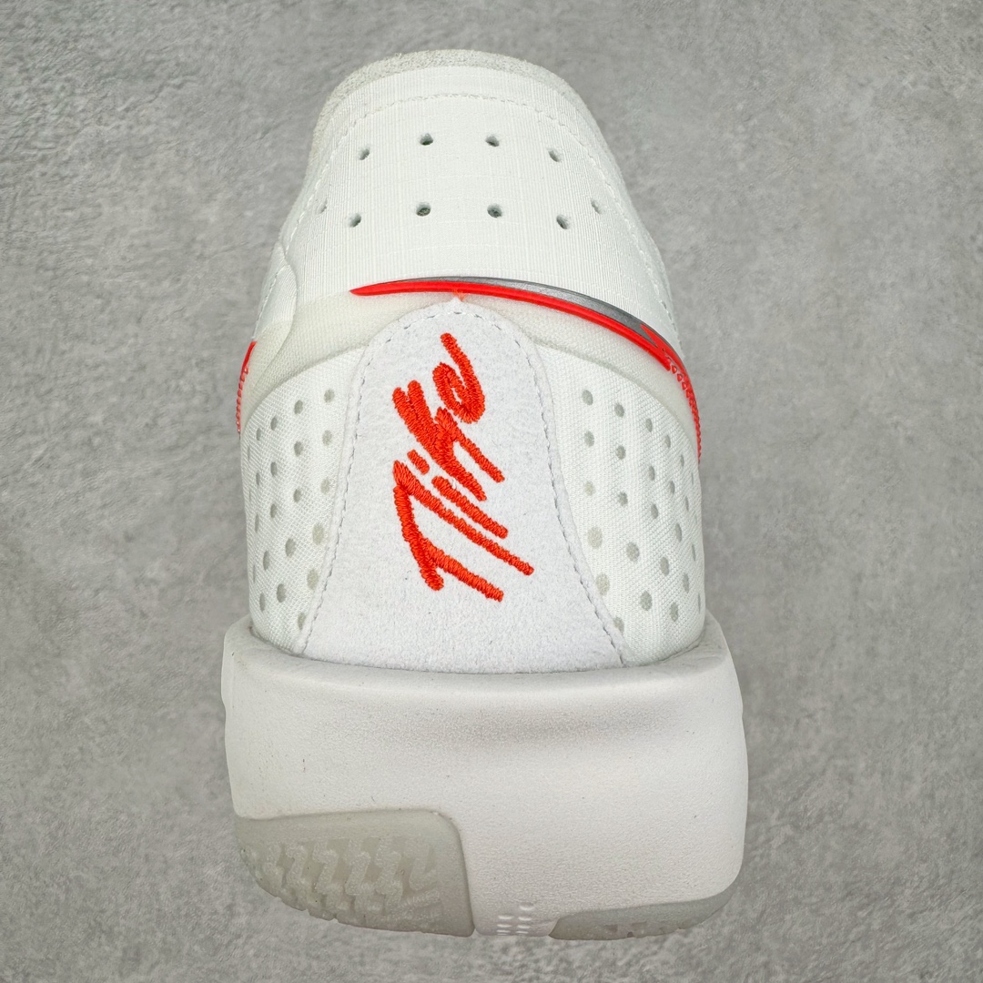 图片[8]-＃JC纯原 NK Air Zoom G.T.Cut 3.0 EP 新款实战低帮篮球鞋 白红 DV2918-101 一个月返厂/换新售后服务 支持各种实战 全套原纸板楦头开发 独家原档数据私模唯一正确8层组合大底 全新GT Cut 3.0 全掌搭载了 ZoomX 泡棉 使得整双鞋在缓震表现上可谓相当优秀 拥有着顶级科技配置的同时 颜值设计也非常可观 整体鞋型仍然保留了前低后高的设计 G.T. Cut 传统的突进极速突破的感觉 鞋头麂皮材质和 NK Flywire 飞线工艺 相对来说包裹感更好了 必备的TPU 支撑片 两侧 Swoosh 的透气孔设计 起到散热透气的作用 鞋舌采用类似跑鞋的半开叉式设计 搭配鞋带既可以提升包裹感 又降低了运动中鞋舌乱跑的可能性 鞋子内里填充相当厚实 避免掉跟 尺码：36 36.5 37.5 38 38.5 39 40 40.5 41 42 42.5 43 44 44.5 45 45.5 46 47 47.5 48.5-选品中心