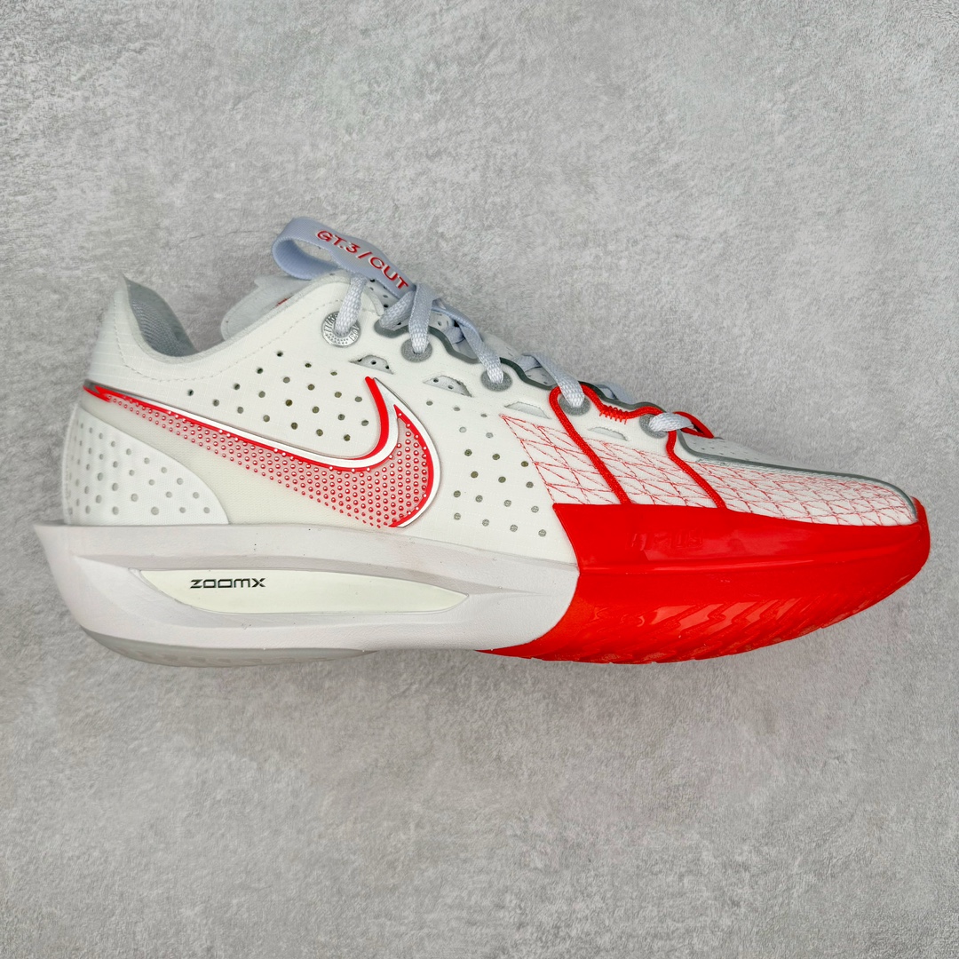 ＃JC纯原 NK Air Zoom G.T.Cut 3.0 EP 新款实战低帮篮球鞋 白红 DV2918-101 一个月返厂/换新售后服务 支持各种实战 全套原纸板楦头开发 独家原档数据私模唯一正确8层组合大底 全新GT Cut 3.0 全掌搭载了 ZoomX 泡棉 使得整双鞋在缓震表现上可谓相当优秀 拥有着顶级科技配置的同时 颜值设计也非常可观 整体鞋型仍然保留了前低后高的设计 G.T. Cut 传统的突进极速突破的感觉 鞋头麂皮材质和 NK Flywire 飞线工艺 相对来说包裹感更好了 必备的TPU 支撑片 两侧 Swoosh 的透气孔设计 起到散热透气的作用 鞋舌采用类似跑鞋的半开叉式设计 搭配鞋带既可以提升包裹感 又降低了运动中鞋舌乱跑的可能性 鞋子内里填充相当厚实 避免掉跟 尺码：36 36.5 37.5 38 38.5 39 40 40.5 41 42 42.5 43 44 44.5 45 45.5 46 47 47.5 48.5-选品中心