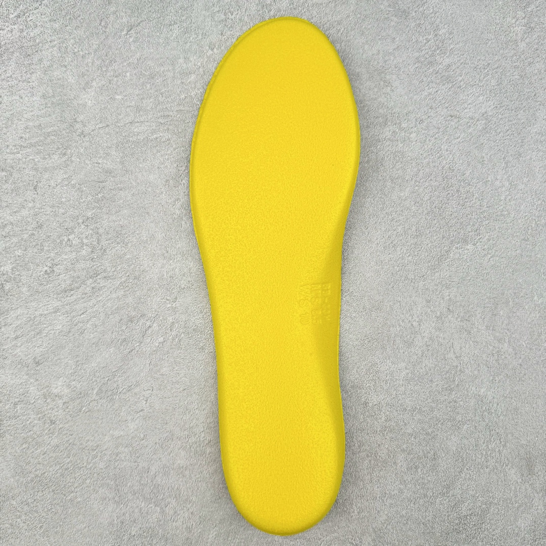 图片[10]-＃JC纯原 NK Air Zoom G.T.Cut 3.0 EP 新款实战低帮篮球鞋 白红 DV2918-101 一个月返厂/换新售后服务 支持各种实战 全套原纸板楦头开发 独家原档数据私模唯一正确8层组合大底 全新GT Cut 3.0 全掌搭载了 ZoomX 泡棉 使得整双鞋在缓震表现上可谓相当优秀 拥有着顶级科技配置的同时 颜值设计也非常可观 整体鞋型仍然保留了前低后高的设计 G.T. Cut 传统的突进极速突破的感觉 鞋头麂皮材质和 NK Flywire 飞线工艺 相对来说包裹感更好了 必备的TPU 支撑片 两侧 Swoosh 的透气孔设计 起到散热透气的作用 鞋舌采用类似跑鞋的半开叉式设计 搭配鞋带既可以提升包裹感 又降低了运动中鞋舌乱跑的可能性 鞋子内里填充相当厚实 避免掉跟 尺码：36 36.5 37.5 38 38.5 39 40 40.5 41 42 42.5 43 44 44.5 45 45.5 46 47 47.5 48.5-选品中心