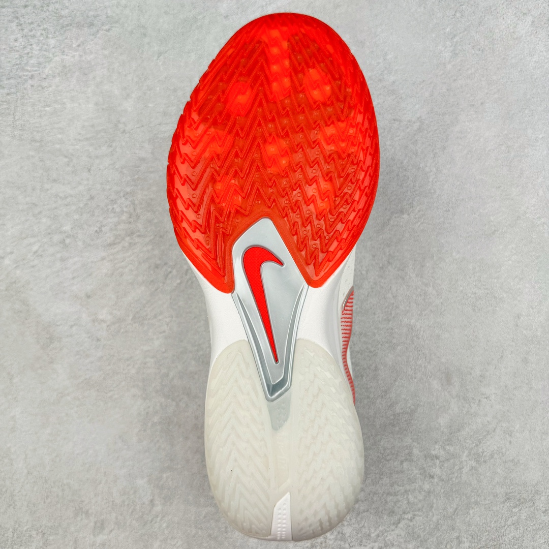 图片[9]-＃JC纯原 NK Air Zoom G.T.Cut 3.0 EP 新款实战低帮篮球鞋 白红 DV2918-101 一个月返厂/换新售后服务 支持各种实战 全套原纸板楦头开发 独家原档数据私模唯一正确8层组合大底 全新GT Cut 3.0 全掌搭载了 ZoomX 泡棉 使得整双鞋在缓震表现上可谓相当优秀 拥有着顶级科技配置的同时 颜值设计也非常可观 整体鞋型仍然保留了前低后高的设计 G.T. Cut 传统的突进极速突破的感觉 鞋头麂皮材质和 NK Flywire 飞线工艺 相对来说包裹感更好了 必备的TPU 支撑片 两侧 Swoosh 的透气孔设计 起到散热透气的作用 鞋舌采用类似跑鞋的半开叉式设计 搭配鞋带既可以提升包裹感 又降低了运动中鞋舌乱跑的可能性 鞋子内里填充相当厚实 避免掉跟 尺码：36 36.5 37.5 38 38.5 39 40 40.5 41 42 42.5 43 44 44.5 45 45.5 46 47 47.5 48.5-选品中心