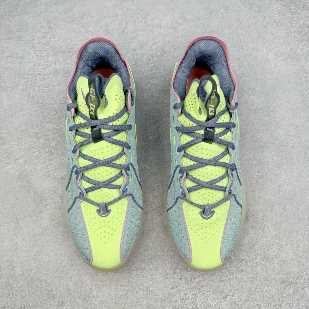 图片[2]-＃JC纯原 NK Air Zoom G.T.Cut 3.0 EP 新款实战低帮篮球鞋 复活节蓝色 DV2913-401 一个月返厂/换新售后服务 支持各种实战 全套原纸板楦头开发 独家原档数据私模唯一正确8层组合大底 全新GT Cut 3.0 全掌搭载了 ZoomX 泡棉 使得整双鞋在缓震表现上可谓相当优秀 拥有着顶级科技配置的同时 颜值设计也非常可观 整体鞋型仍然保留了前低后高的设计 G.T. Cut 传统的突进极速突破的感觉 鞋头麂皮材质和 NK Flywire 飞线工艺 相对来说包裹感更好了 必备的TPU 支撑片 两侧 Swoosh 的透气孔设计 起到散热透气的作用 鞋舌采用类似跑鞋的半开叉式设计 搭配鞋带既可以提升包裹感 又降低了运动中鞋舌乱跑的可能性 鞋子内里填充相当厚实 避免掉跟 尺码：36 36.5 37.5 38 38.5 39 40 40.5 41 42 42.5 43 44 44.5 45 45.5 46 47 47.5 48.5-选品中心