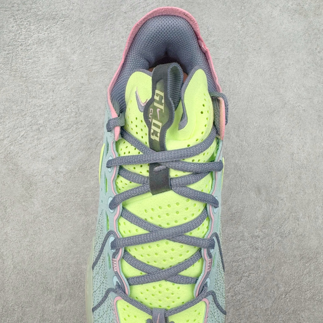 图片[5]-＃JC纯原 NK Air Zoom G.T.Cut 3.0 EP 新款实战低帮篮球鞋 复活节蓝色 DV2913-401 一个月返厂/换新售后服务 支持各种实战 全套原纸板楦头开发 独家原档数据私模唯一正确8层组合大底 全新GT Cut 3.0 全掌搭载了 ZoomX 泡棉 使得整双鞋在缓震表现上可谓相当优秀 拥有着顶级科技配置的同时 颜值设计也非常可观 整体鞋型仍然保留了前低后高的设计 G.T. Cut 传统的突进极速突破的感觉 鞋头麂皮材质和 NK Flywire 飞线工艺 相对来说包裹感更好了 必备的TPU 支撑片 两侧 Swoosh 的透气孔设计 起到散热透气的作用 鞋舌采用类似跑鞋的半开叉式设计 搭配鞋带既可以提升包裹感 又降低了运动中鞋舌乱跑的可能性 鞋子内里填充相当厚实 避免掉跟 尺码：36 36.5 37.5 38 38.5 39 40 40.5 41 42 42.5 43 44 44.5 45 45.5 46 47 47.5 48.5-选品中心