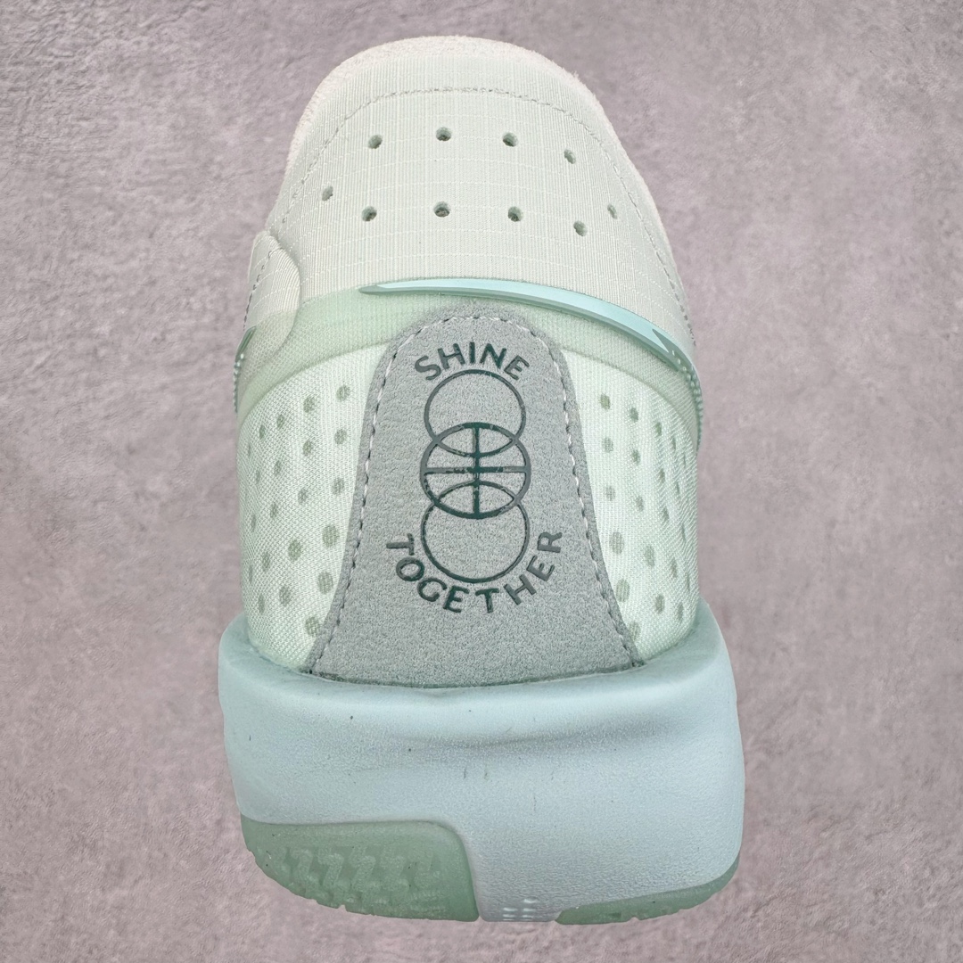 图片[8]-＃JC纯原 NK Air Zoom G.T.Cut 3.0 EP 新款实战低帮篮球鞋 薄荷绿 DV2913-300 一个月返厂/换新售后服务 支持各种实战 全套原纸板楦头开发 独家原档数据私模唯一正确8层组合大底 全新GT Cut 3.0 全掌搭载了 ZoomX 泡棉 使得整双鞋在缓震表现上可谓相当优秀 拥有着顶级科技配置的同时 颜值设计也非常可观 整体鞋型仍然保留了前低后高的设计 G.T. Cut 传统的突进极速突破的感觉 鞋头麂皮材质和 NK Flywire 飞线工艺 相对来说包裹感更好了 必备的TPU 支撑片 两侧 Swoosh 的透气孔设计 起到散热透气的作用 鞋舌采用类似跑鞋的半开叉式设计 搭配鞋带既可以提升包裹感 又降低了运动中鞋舌乱跑的可能性 鞋子内里填充相当厚实 避免掉跟 尺码：36 36.5 37.5 38 38.5 39 40 40.5 41 42 42.5 43 44 44.5 45 45.5 46 47 47.5 48.5-选品中心