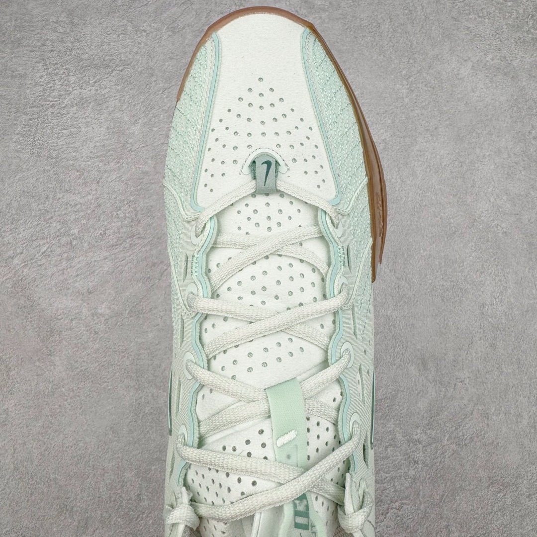 图片[4]-＃JC纯原 NK Air Zoom G.T.Cut 3.0 EP 新款实战低帮篮球鞋 薄荷绿 DV2913-300 一个月返厂/换新售后服务 支持各种实战 全套原纸板楦头开发 独家原档数据私模唯一正确8层组合大底 全新GT Cut 3.0 全掌搭载了 ZoomX 泡棉 使得整双鞋在缓震表现上可谓相当优秀 拥有着顶级科技配置的同时 颜值设计也非常可观 整体鞋型仍然保留了前低后高的设计 G.T. Cut 传统的突进极速突破的感觉 鞋头麂皮材质和 NK Flywire 飞线工艺 相对来说包裹感更好了 必备的TPU 支撑片 两侧 Swoosh 的透气孔设计 起到散热透气的作用 鞋舌采用类似跑鞋的半开叉式设计 搭配鞋带既可以提升包裹感 又降低了运动中鞋舌乱跑的可能性 鞋子内里填充相当厚实 避免掉跟 尺码：36 36.5 37.5 38 38.5 39 40 40.5 41 42 42.5 43 44 44.5 45 45.5 46 47 47.5 48.5-选品中心