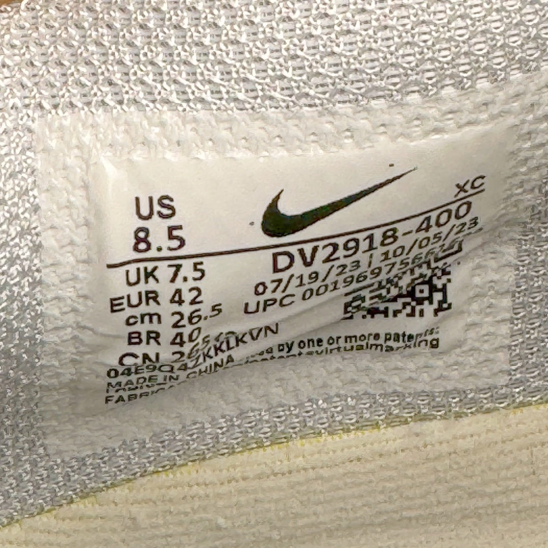 图片[17]-＃JC纯原 NK Air Zoom G.T.Cut 3.0 EP 新款实战低帮篮球鞋 灰紫 DV2918-400 一个月返厂/换新售后服务 支持各种实战 全套原纸板楦头开发 独家原档数据私模唯一正确8层组合大底 全新GT Cut 3.0 全掌搭载了 ZoomX 泡棉 使得整双鞋在缓震表现上可谓相当优秀 拥有着顶级科技配置的同时 颜值设计也非常可观 整体鞋型仍然保留了前低后高的设计 G.T. Cut 传统的突进极速突破的感觉 鞋头麂皮材质和 NK Flywire 飞线工艺 相对来说包裹感更好了 必备的TPU 支撑片 两侧 Swoosh 的透气孔设计 起到散热透气的作用 鞋舌采用类似跑鞋的半开叉式设计 搭配鞋带既可以提升包裹感 又降低了运动中鞋舌乱跑的可能性 鞋子内里填充相当厚实 避免掉跟 尺码：36 36.5 37.5 38 38.5 39 40 40.5 41 42 42.5 43 44 44.5 45 45.5 46 47 47.5 48.5-选品中心