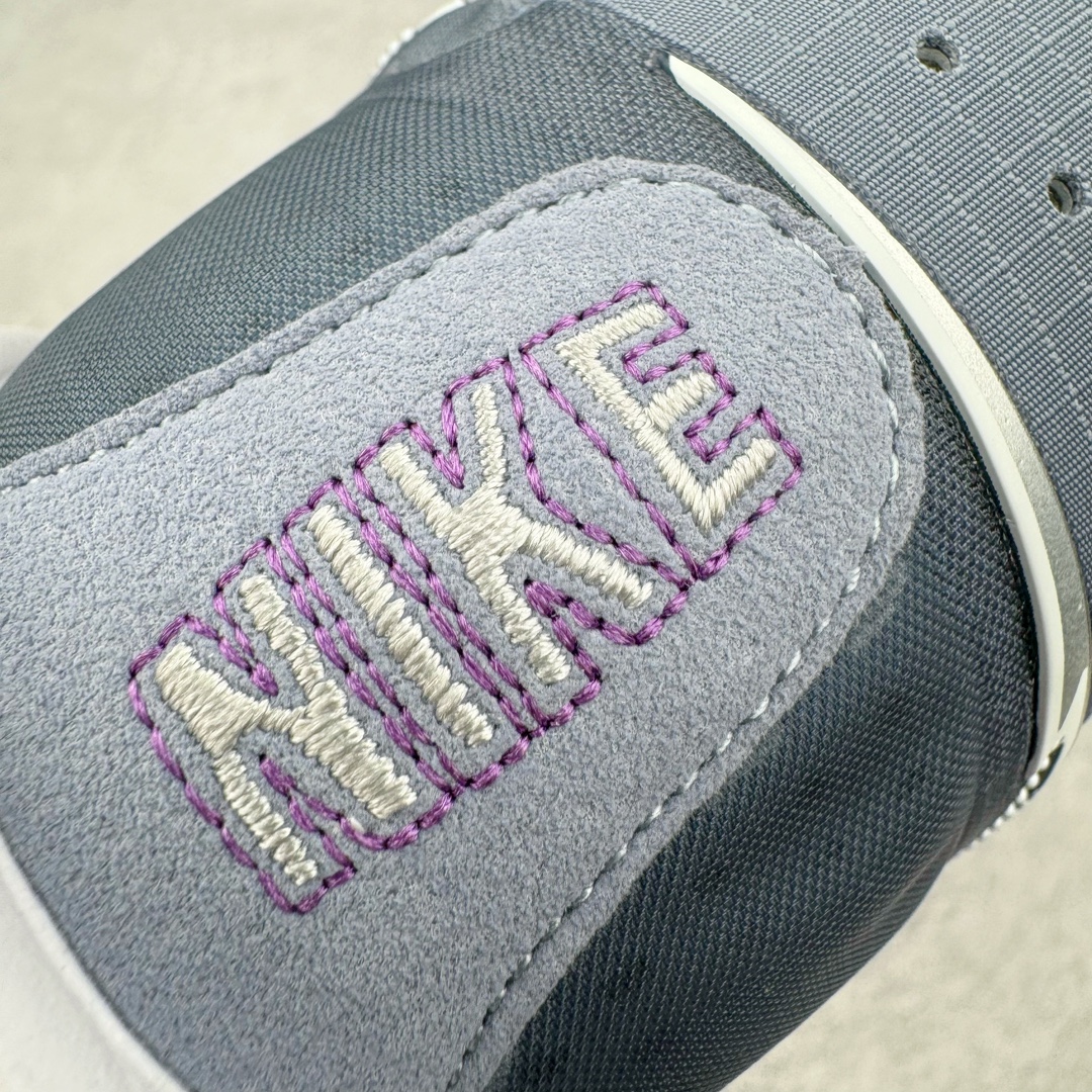 图片[15]-＃JC纯原 NK Air Zoom G.T.Cut 3.0 EP 新款实战低帮篮球鞋 灰紫 DV2918-400 一个月返厂/换新售后服务 支持各种实战 全套原纸板楦头开发 独家原档数据私模唯一正确8层组合大底 全新GT Cut 3.0 全掌搭载了 ZoomX 泡棉 使得整双鞋在缓震表现上可谓相当优秀 拥有着顶级科技配置的同时 颜值设计也非常可观 整体鞋型仍然保留了前低后高的设计 G.T. Cut 传统的突进极速突破的感觉 鞋头麂皮材质和 NK Flywire 飞线工艺 相对来说包裹感更好了 必备的TPU 支撑片 两侧 Swoosh 的透气孔设计 起到散热透气的作用 鞋舌采用类似跑鞋的半开叉式设计 搭配鞋带既可以提升包裹感 又降低了运动中鞋舌乱跑的可能性 鞋子内里填充相当厚实 避免掉跟 尺码：36 36.5 37.5 38 38.5 39 40 40.5 41 42 42.5 43 44 44.5 45 45.5 46 47 47.5 48.5-选品中心