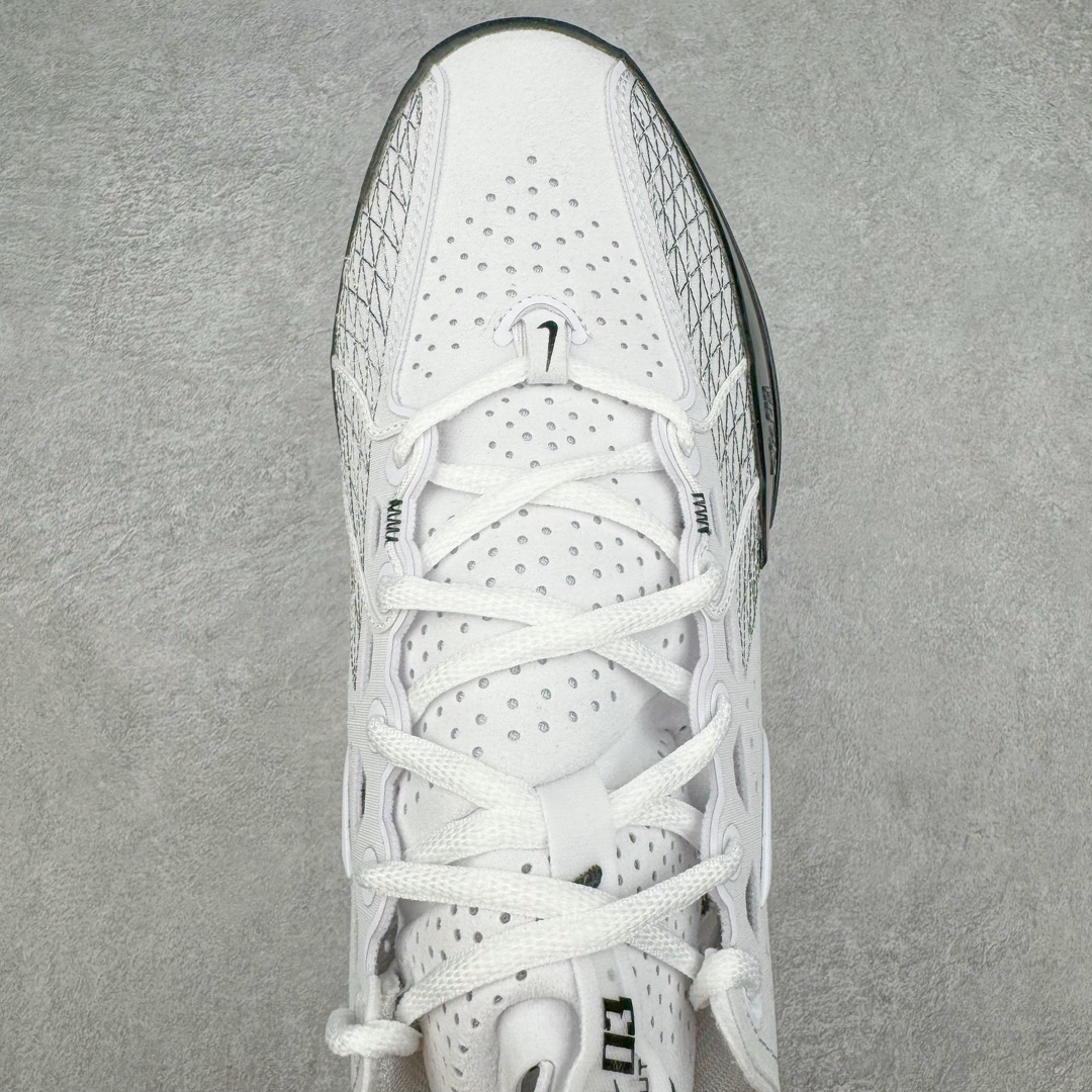 图片[4]-＃JC纯原 NK Air Zoom G.T.Cut 3.0 EP 新款实战低帮篮球鞋 黑白熊猫 DV2913-102 一个月返厂/换新售后服务 支持各种实战 全套原纸板楦头开发 独家原档数据私模唯一正确8层组合大底 全新GT Cut 3.0 全掌搭载了 ZoomX 泡棉 使得整双鞋在缓震表现上可谓相当优秀 拥有着顶级科技配置的同时 颜值设计也非常可观 整体鞋型仍然保留了前低后高的设计 G.T. Cut 传统的突进极速突破的感觉 鞋头麂皮材质和 NK Flywire 飞线工艺 相对来说包裹感更好了 必备的TPU 支撑片 两侧 Swoosh 的透气孔设计 起到散热透气的作用 鞋舌采用类似跑鞋的半开叉式设计 搭配鞋带既可以提升包裹感 又降低了运动中鞋舌乱跑的可能性 鞋子内里填充相当厚实 避免掉跟 尺码：36 36.5 37.5 38 38.5 39 40 40.5 41 42 42.5 43 44 44.5 45 45.5 46 47 47.5 48.5-选品中心