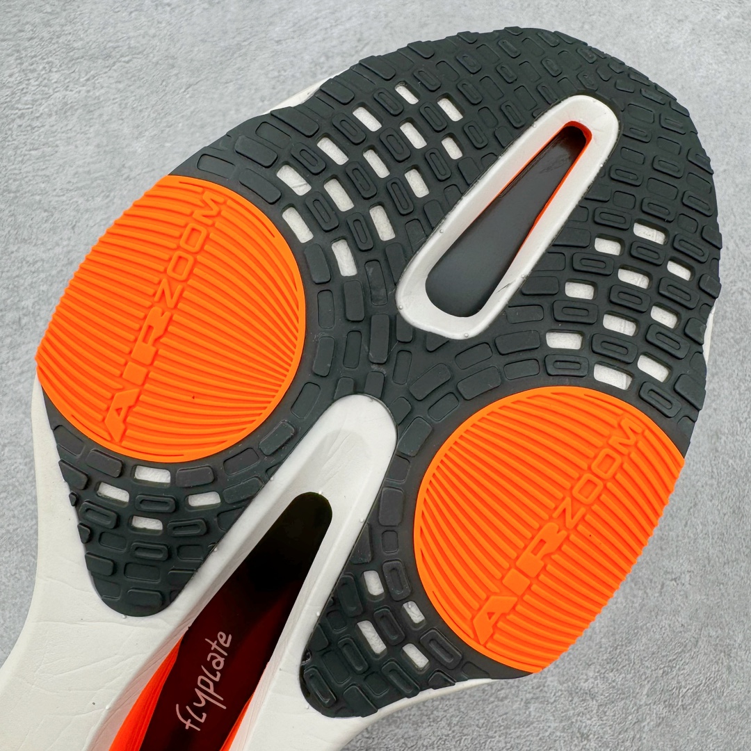 图片[18]-＃JC纯原 NK Air Zoom Alphafly NEXT% 3 2024全新马拉松超级跑鞋 HF7357-900 有史以来最轻盈、测试次数最多的NK Alphafly 经过精英马拉松运动员的测试验证 并搭载Air Zoom气垫 旨在助力跑者实现突破 取得更佳的成绩 在开发过程中 Alphafly 3帮助耐克运动员凯尔文·基普图姆（Kelvin Kiptum）以2：00：35的成绩刷新了马拉松世界纪录 Alphafly的动力设计没有改变——Air Zoom气垫单元、Flyplate碳纤维板和ZoomX泡绵 但是整体系统的制作方法略有调整 优化和提升了对运动员的帮助 主要更新包括一体式鞋底 提供顺畅稳定的“后跟到脚趾”过渡；更宽的全长Flyplate碳纤维板提供稳定助推力 全新Fast Shot外底保证出色牵引力和抓地力 全新Atomknit 3.0鞋面提供更强的控制力、透气性和中足支撑力 尺码：36 36.5 37.5 38 38.5 39 40 40.5 41 42 42.5 43 44 44.5 45 46-选品中心