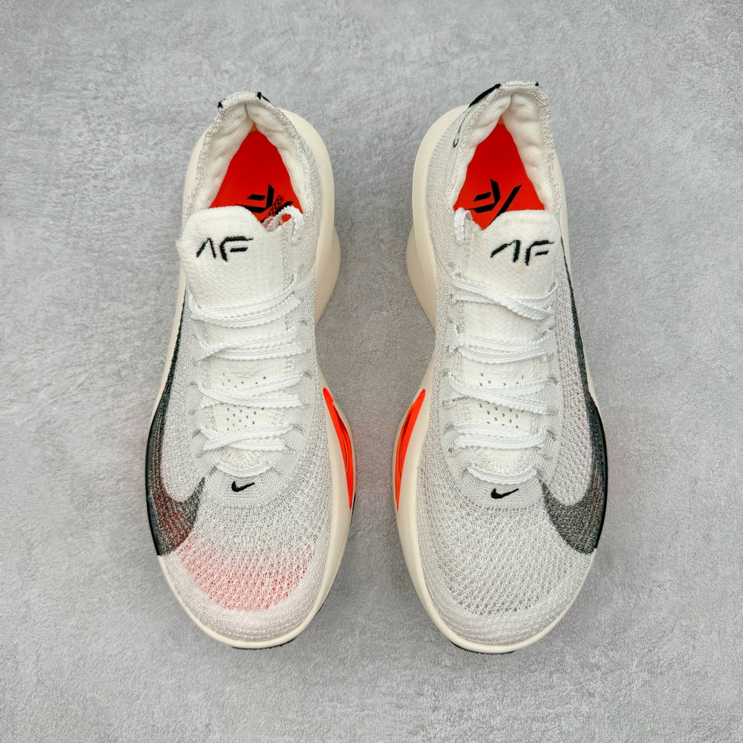 图片[2]-＃JC纯原 NK Air Zoom Alphafly NEXT% 3 2024全新马拉松超级跑鞋 FD8356-100 有史以来最轻盈、测试次数最多的NK Alphafly 经过精英马拉松运动员的测试验证 并搭载Air Zoom气垫 旨在助力跑者实现突破 取得更佳的成绩 在开发过程中 Alphafly 3帮助耐克运动员凯尔文·基普图姆（Kelvin Kiptum）以2：00：35的成绩刷新了马拉松世界纪录 Alphafly的动力设计没有改变——Air Zoom气垫单元、Flyplate碳纤维板和ZoomX泡绵 但是整体系统的制作方法略有调整 优化和提升了对运动员的帮助 主要更新包括一体式鞋底 提供顺畅稳定的“后跟到脚趾”过渡；更宽的全长Flyplate碳纤维板提供稳定助推力 全新Fast Shot外底保证出色牵引力和抓地力 全新Atomknit 3.0鞋面提供更强的控制力、透气性和中足支撑力 尺码：36 36.5 37.5 38 38.5 39 40 40.5 41 42 42.5 43 44 44.5 45 46-选品中心