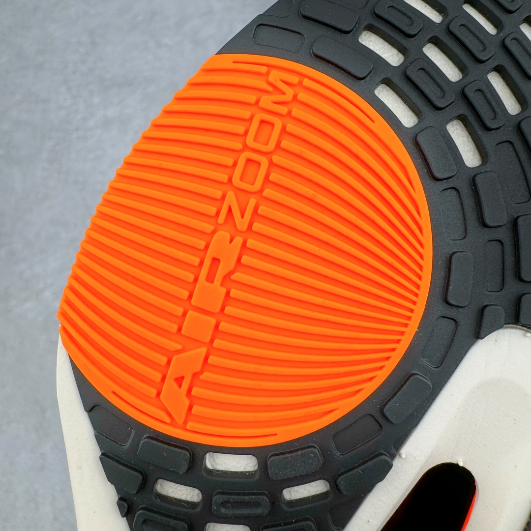 图片[19]-＃JC纯原 NK Air Zoom Alphafly NEXT% 3 2024全新马拉松超级跑鞋 FD8356-100 有史以来最轻盈、测试次数最多的NK Alphafly 经过精英马拉松运动员的测试验证 并搭载Air Zoom气垫 旨在助力跑者实现突破 取得更佳的成绩 在开发过程中 Alphafly 3帮助耐克运动员凯尔文·基普图姆（Kelvin Kiptum）以2：00：35的成绩刷新了马拉松世界纪录 Alphafly的动力设计没有改变——Air Zoom气垫单元、Flyplate碳纤维板和ZoomX泡绵 但是整体系统的制作方法略有调整 优化和提升了对运动员的帮助 主要更新包括一体式鞋底 提供顺畅稳定的“后跟到脚趾”过渡；更宽的全长Flyplate碳纤维板提供稳定助推力 全新Fast Shot外底保证出色牵引力和抓地力 全新Atomknit 3.0鞋面提供更强的控制力、透气性和中足支撑力 尺码：36 36.5 37.5 38 38.5 39 40 40.5 41 42 42.5 43 44 44.5 45 46-选品中心