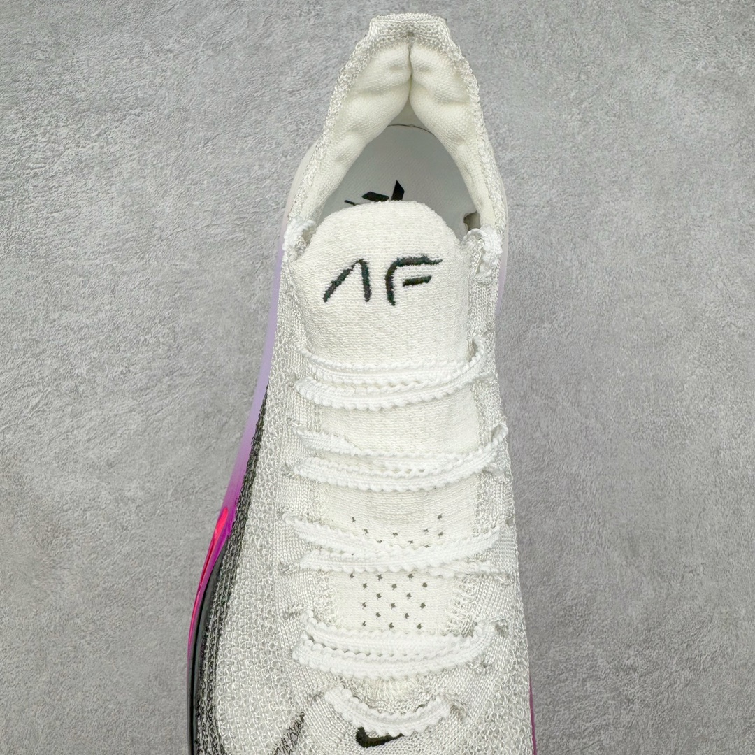 图片[5]-＃JC纯原 NK Air Zoom Alphafly NEXT% 3 2024全新马拉松超级跑鞋 FB8311-100 有史以来最轻盈、测试次数最多的NK Alphafly 经过精英马拉松运动员的测试验证 并搭载Air Zoom气垫 旨在助力跑者实现突破 取得更佳的成绩 在开发过程中 Alphafly 3帮助耐克运动员凯尔文·基普图姆（Kelvin Kiptum）以2：00：35的成绩刷新了马拉松世界纪录 Alphafly的动力设计没有改变——Air Zoom气垫单元、Flyplate碳纤维板和ZoomX泡绵 但是整体系统的制作方法略有调整 优化和提升了对运动员的帮助 主要更新包括一体式鞋底 提供顺畅稳定的“后跟到脚趾”过渡；更宽的全长Flyplate碳纤维板提供稳定助推力 全新Fast Shot外底保证出色牵引力和抓地力 全新Atomknit 3.0鞋面提供更强的控制力、透气性和中足支撑力 尺码：36 36.5 37.5 38 38.5 39 40 40.5 41 42 42.5 43 44 44.5 45 46-选品中心