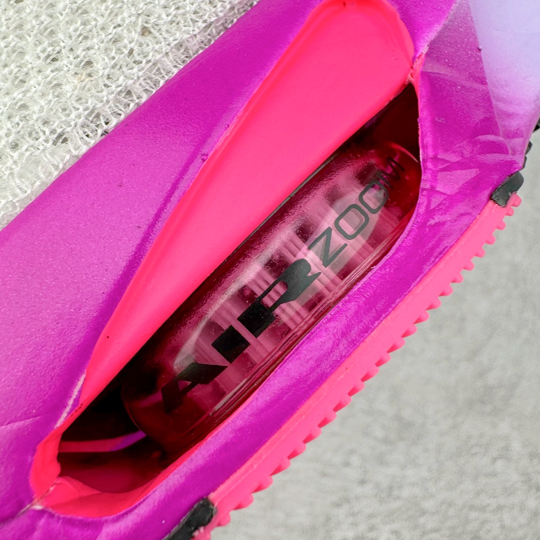 图片[12]-＃JC纯原 NK Air Zoom Alphafly NEXT% 3 2024全新马拉松超级跑鞋 FB8311-100 有史以来最轻盈、测试次数最多的NK Alphafly 经过精英马拉松运动员的测试验证 并搭载Air Zoom气垫 旨在助力跑者实现突破 取得更佳的成绩 在开发过程中 Alphafly 3帮助耐克运动员凯尔文·基普图姆（Kelvin Kiptum）以2：00：35的成绩刷新了马拉松世界纪录 Alphafly的动力设计没有改变——Air Zoom气垫单元、Flyplate碳纤维板和ZoomX泡绵 但是整体系统的制作方法略有调整 优化和提升了对运动员的帮助 主要更新包括一体式鞋底 提供顺畅稳定的“后跟到脚趾”过渡；更宽的全长Flyplate碳纤维板提供稳定助推力 全新Fast Shot外底保证出色牵引力和抓地力 全新Atomknit 3.0鞋面提供更强的控制力、透气性和中足支撑力 尺码：36 36.5 37.5 38 38.5 39 40 40.5 41 42 42.5 43 44 44.5 45 46-选品中心