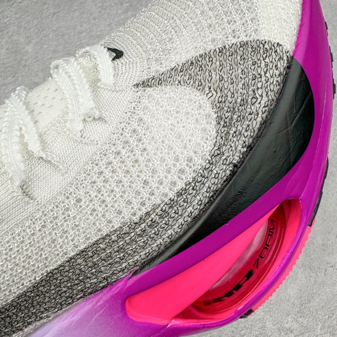 图片[15]-＃JC纯原 NK Air Zoom Alphafly NEXT% 3 2024全新马拉松超级跑鞋 FB8311-100 有史以来最轻盈、测试次数最多的NK Alphafly 经过精英马拉松运动员的测试验证 并搭载Air Zoom气垫 旨在助力跑者实现突破 取得更佳的成绩 在开发过程中 Alphafly 3帮助耐克运动员凯尔文·基普图姆（Kelvin Kiptum）以2：00：35的成绩刷新了马拉松世界纪录 Alphafly的动力设计没有改变——Air Zoom气垫单元、Flyplate碳纤维板和ZoomX泡绵 但是整体系统的制作方法略有调整 优化和提升了对运动员的帮助 主要更新包括一体式鞋底 提供顺畅稳定的“后跟到脚趾”过渡；更宽的全长Flyplate碳纤维板提供稳定助推力 全新Fast Shot外底保证出色牵引力和抓地力 全新Atomknit 3.0鞋面提供更强的控制力、透气性和中足支撑力 尺码：36 36.5 37.5 38 38.5 39 40 40.5 41 42 42.5 43 44 44.5 45 46-选品中心