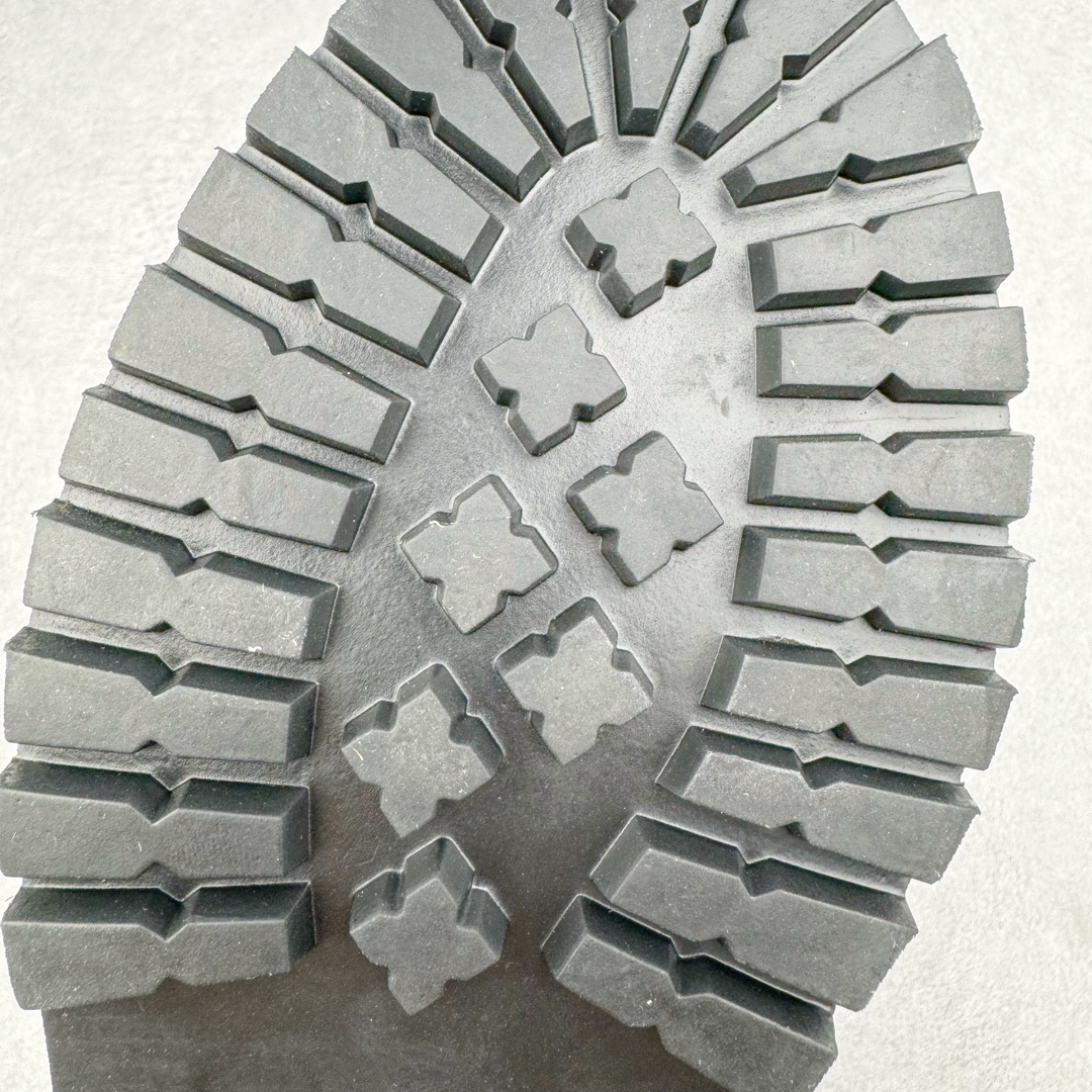 图片[23]-＃by渠道版 Timberland 添柏岚/天伯伦经典款功能户外休闲防水靴高帮黑色 男码七孔10073 女码六孔10371 中山宝元原厂订单 ZP一样的东西 原档案数据开发量产 原厂比配 所有细节完全官网同步一致 原厂特供防水牛皮 区别市面防水涂层版本 注塑大底 原厂宝元注射机 原厂防伪标紫光灯可扫 最新工艺电脑车线 四线并齐 横折动态防泼水 正品一致全牛皮领口/内里 抗疲劳减震蜂窝鞋垫 完全还原正品工艺 所有细节 包装 配件 完美对比专柜 海淘高端客户可了解 国外销售渠道淘宝各网店 正常尺码 尺码：35.5 36 36.5 37 37.5 38 38.5 39 39.5 40 41 41.5 42 43 44 45-选品中心