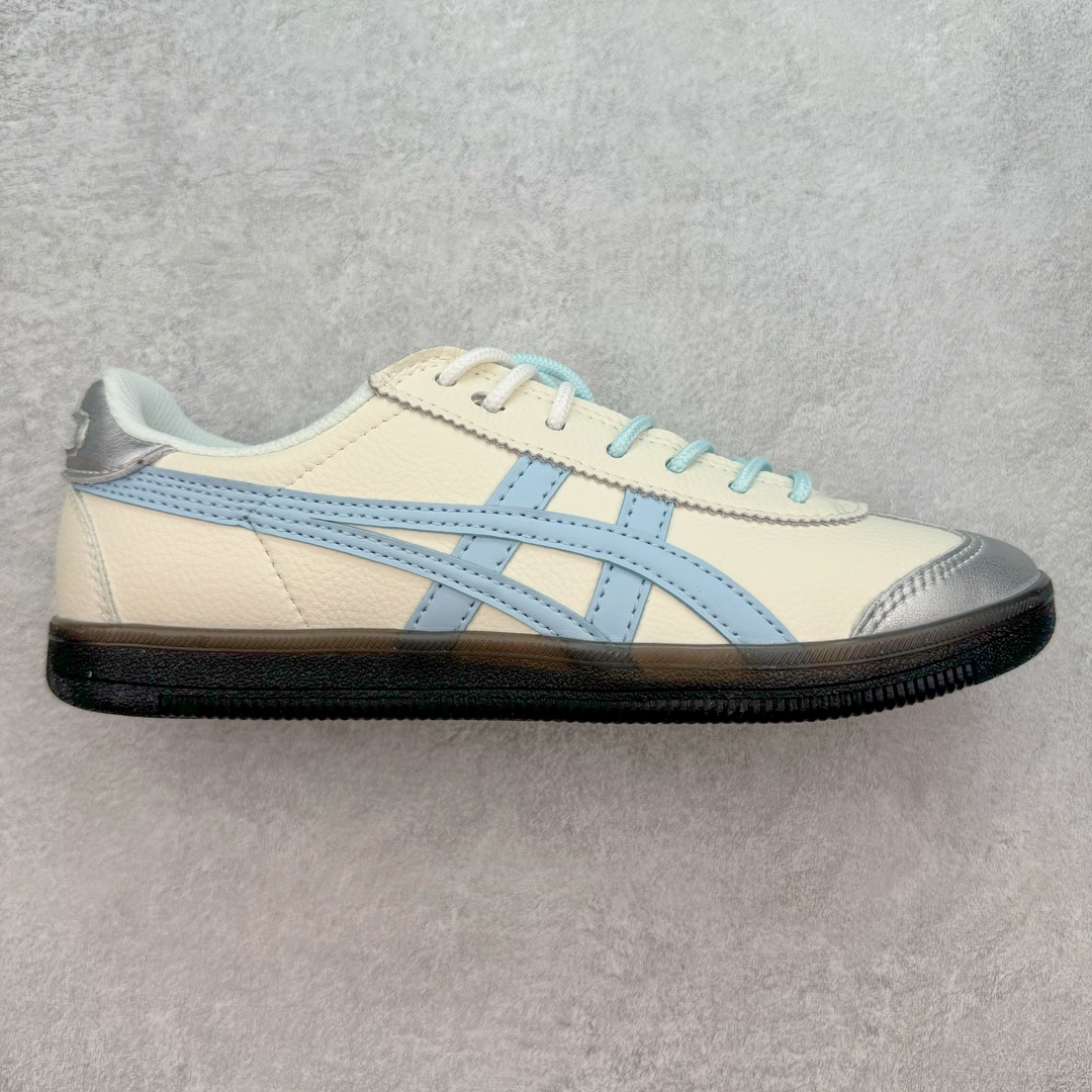 ＃特价福利 Asics Onitsuka Tige TOKUTEN 亚瑟士鬼冢虎男女士复古跑鞋街拍潮鞋低帮板鞋经典款中性复古运动鞋 轻盈舒适 时尚与复古与一体 轻盈的款式 适合夏天~简单的设定配合修长的线条 全鞋身均以麖皮打造 散发着日本新一代的潮流品味 无论配衬任何造型都能胜任 Tokuten 精神来自80年代的室内用鞋 T-TOE前足补强设计 环状中底底部结构 橡胶大底元素 防滑耐磨的同时保持着鞋子的轻盈 并提供良好牵引力 脚感柔软舒适 长时间行走也不会觉得脚部不适 经典复刻款 休闲百搭 中性款男女都可穿 尺码：36 37 37.5 38 39 40.5 41.5 42 42.5 43.5 44 45-选品中心