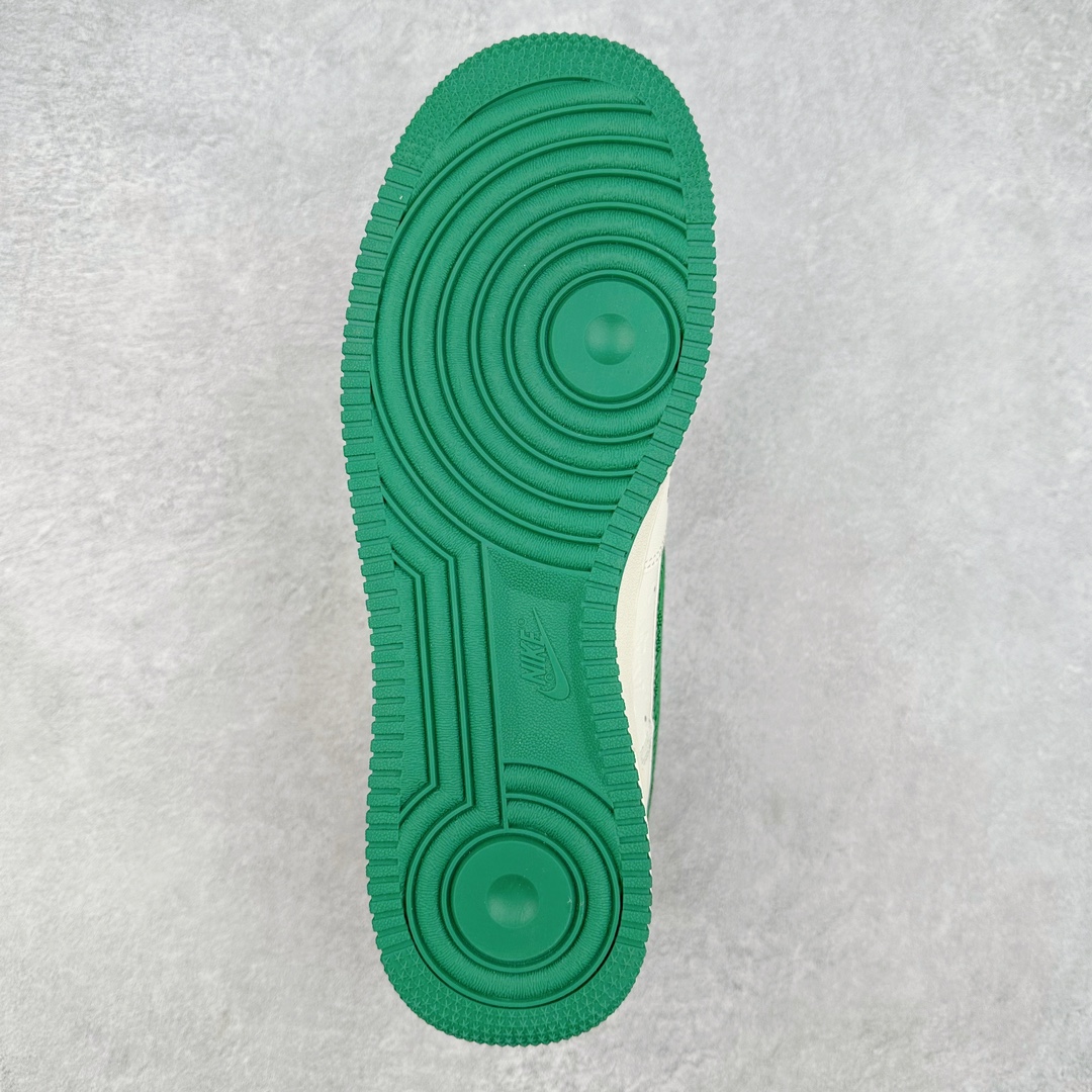 图片[9]-NK Air Force 1´07 Low 空军一号低帮百搭休闲运动板鞋 LV0506-330 柔软、弹性十足的缓震性能和出色的中底设计 横跨复古与现代的外型结合 造就出风靡全球 三十多年的Force 1 直到今天还深受青睐 尺码：36 36.5 37.5 38 38.5 39 40 40.5 41 42 42.5 43 44 44.5 45-选品中心