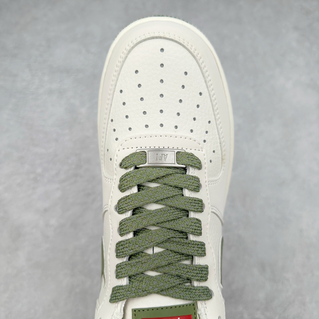 图片[4]-NK Air Force 1´07 Low 空军一号低帮百搭休闲运动板鞋 HD1968-008 柔软、弹性十足的缓震性能和出色的中底设计 横跨复古与现代的外型结合 造就出风靡全球 三十多年的Force 1 直到今天还深受青睐 尺码：36 36.5 37.5 38 38.5 39 40 40.5 41 42 42.5 43 44 44.5 45-选品中心