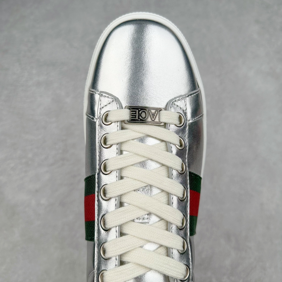 图片[4]-经典高奢古驰GUCCI古驰 Ace Embroidered Low-Top拼色刺绣系列低帮潮流百搭休闲板鞋 市售最强顶级几率混卖版本 全网首发Gucci古驰小蜜蜂 附送原装一致鞋舌仿磨环保纸垫全套专柜包装物及配件外盒标和鞋底嵌入核心防伪芯片感应装置 秒杀市面任何版本意大利进口超软小牛皮+同源出厂真丝绸防尘鞋套袋原装雪梨形超软沙绒纸团高工艺无缝细空胶技术 贴楦误差0.05mm 鞋底采用固特异内外锁死工艺 最大限度弯折永不开胶 原鞋一致效果环保无味❗ 尺码：35 36 37 38 39 40 41 42 43 44-选品中心