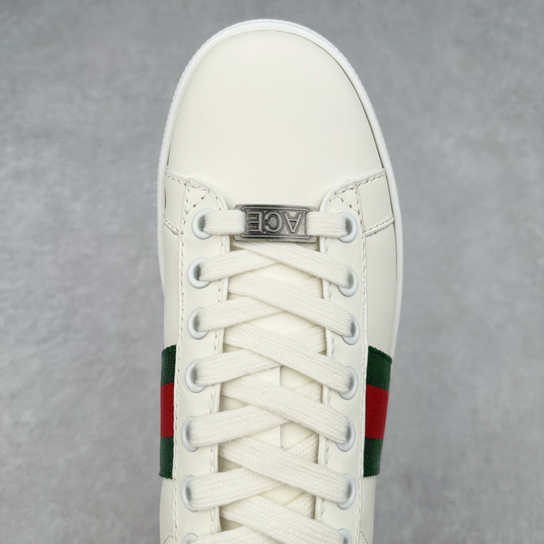 图片[4]-经典高奢古驰GUCCI古驰 Ace Embroidered Low-Top拼色刺绣系列低帮潮流百搭休闲板鞋 市售最强顶级几率混卖版本 全网首发Gucci古驰小蜜蜂 附送原装一致鞋舌仿磨环保纸垫全套专柜包装物及配件外盒标和鞋底嵌入核心防伪芯片感应装置 秒杀市面任何版本意大利进口超软小牛皮+同源出厂真丝绸防尘鞋套袋原装雪梨形超软沙绒纸团高工艺无缝细空胶技术 贴楦误差0.05mm 鞋底采用固特异内外锁死工艺 最大限度弯折永不开胶 原鞋一致效果环保无味❗ 尺码：35 36 37 38 39 40 41 42 43 44-选品中心