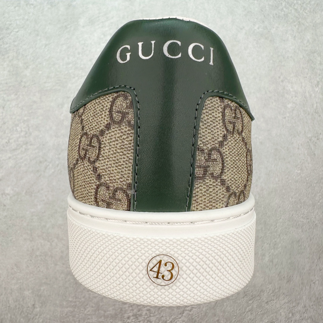 图片[8]-经典高奢古驰GUCCI古驰 Ace Embroidered Low-Top拼色刺绣系列低帮潮流百搭休闲板鞋 市售最强顶级几率混卖版本 全网首发Gucci古驰小蜜蜂 附送原装一致鞋舌仿磨环保纸垫全套专柜包装物及配件外盒标和鞋底嵌入核心防伪芯片感应装置 秒杀市面任何版本意大利进口超软小牛皮+同源出厂真丝绸防尘鞋套袋原装雪梨形超软沙绒纸团高工艺无缝细空胶技术 贴楦误差0.05mm 鞋底采用固特异内外锁死工艺 最大限度弯折永不开胶 原鞋一致效果环保无味❗ 尺码：35 36 37 38 39 40 41 42 43 44-选品中心