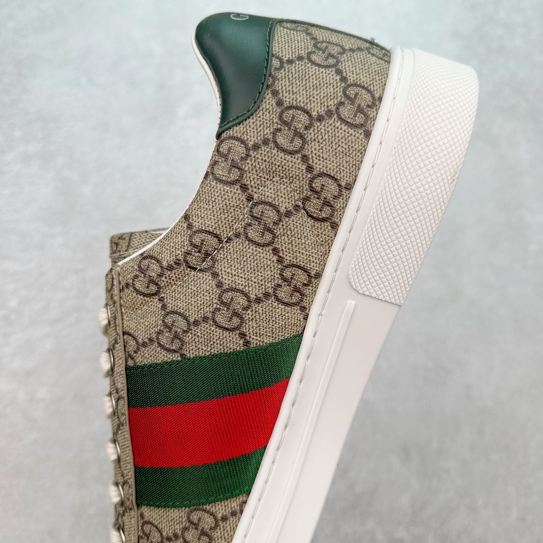图片[7]-经典高奢古驰GUCCI古驰 Ace Embroidered Low-Top拼色刺绣系列低帮潮流百搭休闲板鞋 市售最强顶级几率混卖版本 全网首发Gucci古驰小蜜蜂 附送原装一致鞋舌仿磨环保纸垫全套专柜包装物及配件外盒标和鞋底嵌入核心防伪芯片感应装置 秒杀市面任何版本意大利进口超软小牛皮+同源出厂真丝绸防尘鞋套袋原装雪梨形超软沙绒纸团高工艺无缝细空胶技术 贴楦误差0.05mm 鞋底采用固特异内外锁死工艺 最大限度弯折永不开胶 原鞋一致效果环保无味❗ 尺码：35 36 37 38 39 40 41 42 43 44-选品中心
