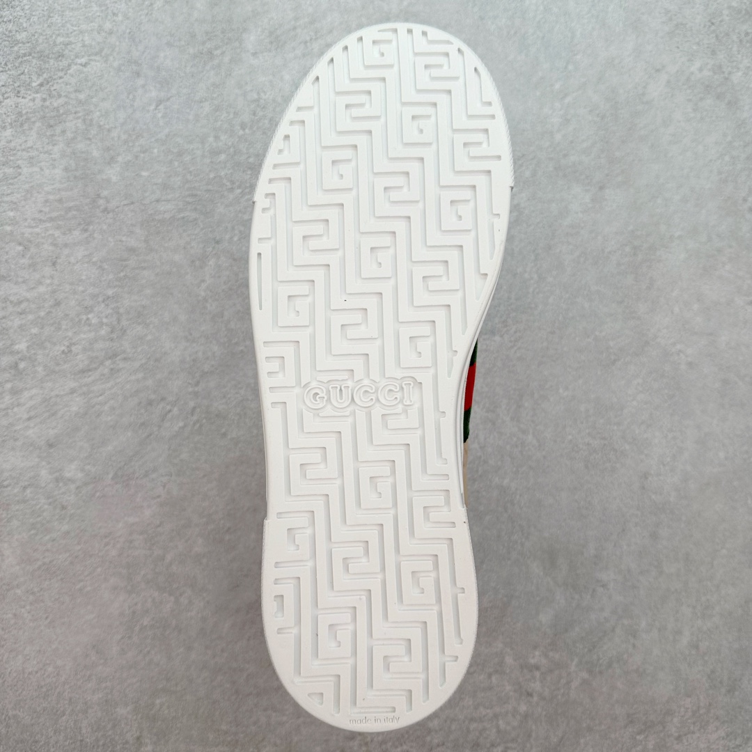 图片[9]-经典高奢古驰GUCCI古驰 Ace Embroidered Low-Top拼色刺绣系列低帮潮流百搭休闲板鞋 市售最强顶级几率混卖版本 全网首发Gucci古驰小蜜蜂 附送原装一致鞋舌仿磨环保纸垫全套专柜包装物及配件外盒标和鞋底嵌入核心防伪芯片感应装置 秒杀市面任何版本意大利进口超软小牛皮+同源出厂真丝绸防尘鞋套袋原装雪梨形超软沙绒纸团高工艺无缝细空胶技术 贴楦误差0.05mm 鞋底采用固特异内外锁死工艺 最大限度弯折永不开胶 原鞋一致效果环保无味❗ 尺码：35 36 37 38 39 40 41 42 43 44-选品中心