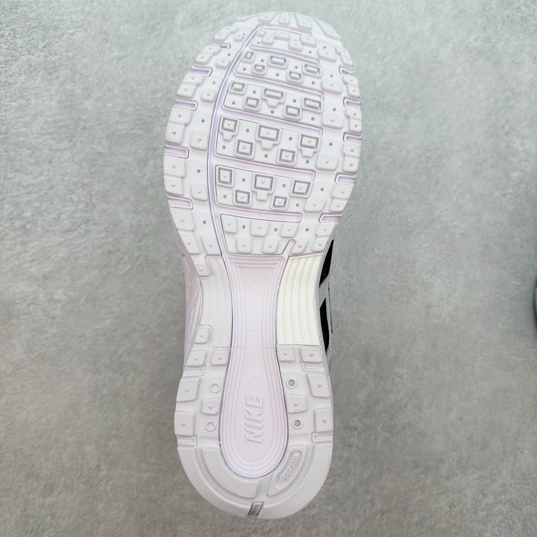 图片[9]-＃A1 NK P-6000 系列低帮复古老爹风休闲运动舒适慢跑鞋 CD6404-006 购入原鞋原装纸板楦头开发 独家私模四层组合大底 市场唯一正确版本 良心定价 新配色陆续出货 进口三文治网面 融合 Pegasus 过往运动鞋设计 助力 21 世纪早期跑步运动跃升时尚新高度 采用透气网眼布、运动风格线条和耐穿覆面 兼具吸睛外观和舒适感受 中底泡绵以田径赛道为灵感 打造厚实设计 缔造出众缓震性能 尺码：36 36.5 37.5 38 38.5 39 40 40.5 41 42 42.5 43 44 44.5 45 46-选品中心