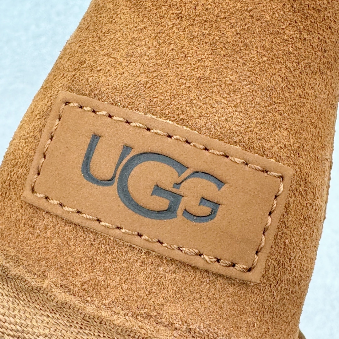 图片[11]-＃GX UGG 8170 经典秋冬羊皮毛一体雪地靴 全鞋采用ZP同厂 隆丰A级澳洲进口羊皮毛一体 品牌代工厂生产线 完全遵循ZP工艺流程 代工厂原厂版师 秉承无原鞋不开发选择 注重每一处细节 市面最正版型 TREADLITE\\\”轻翼\\\”科技外底 轻便/耐用/柔韧/桩型【售后郑重承诺】一个月内若出现重大脱胶/断底等质量问题 直接为您换新！尺码：35 36 37 38 39 40-选品中心