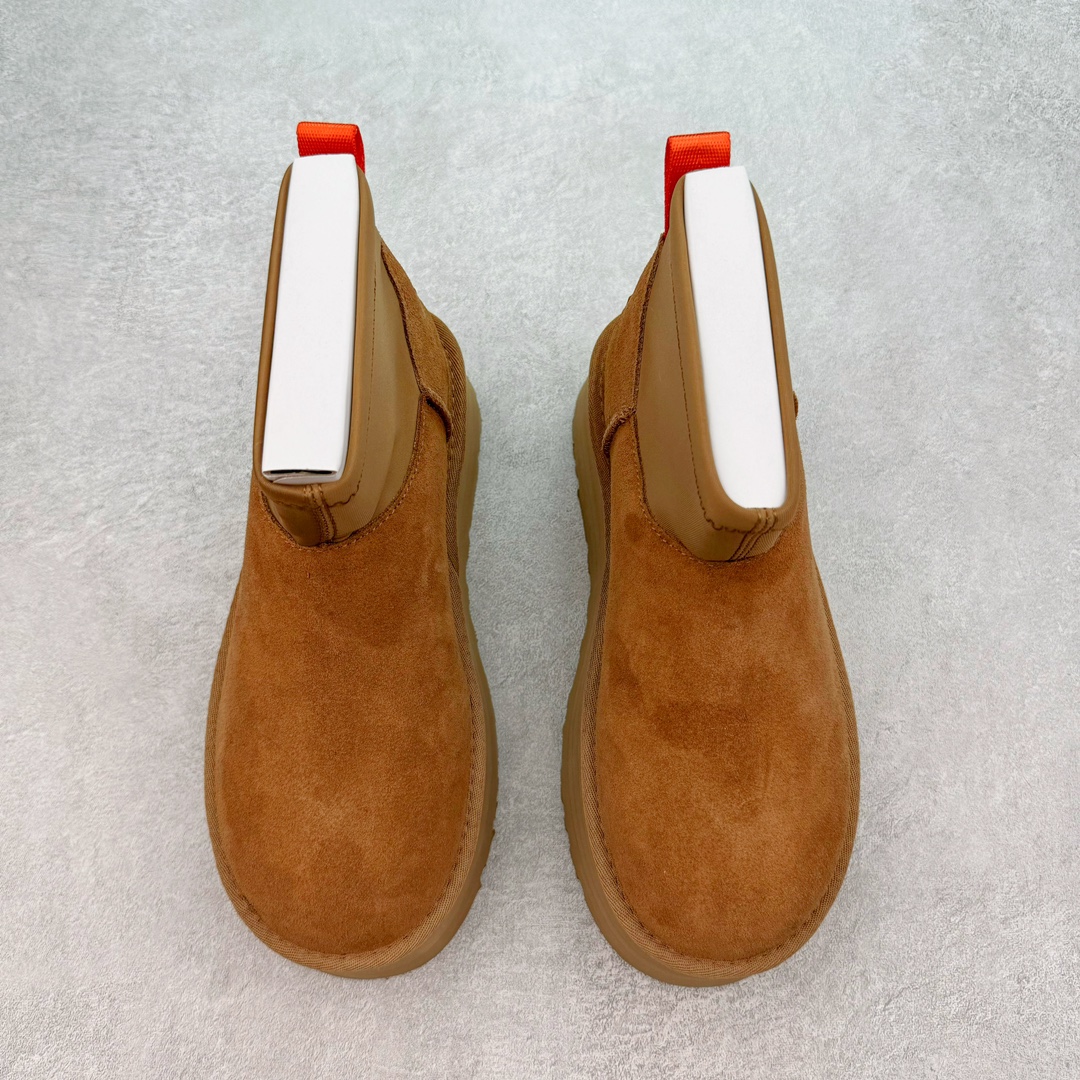 图片[2]-＃GX UGG 8170 经典秋冬羊皮毛一体雪地靴 全鞋采用ZP同厂 隆丰A级澳洲进口羊皮毛一体 品牌代工厂生产线 完全遵循ZP工艺流程 代工厂原厂版师 秉承无原鞋不开发选择 注重每一处细节 市面最正版型 TREADLITE\\\”轻翼\\\”科技外底 轻便/耐用/柔韧/桩型【售后郑重承诺】一个月内若出现重大脱胶/断底等质量问题 直接为您换新！尺码：35 36 37 38 39 40-选品中心