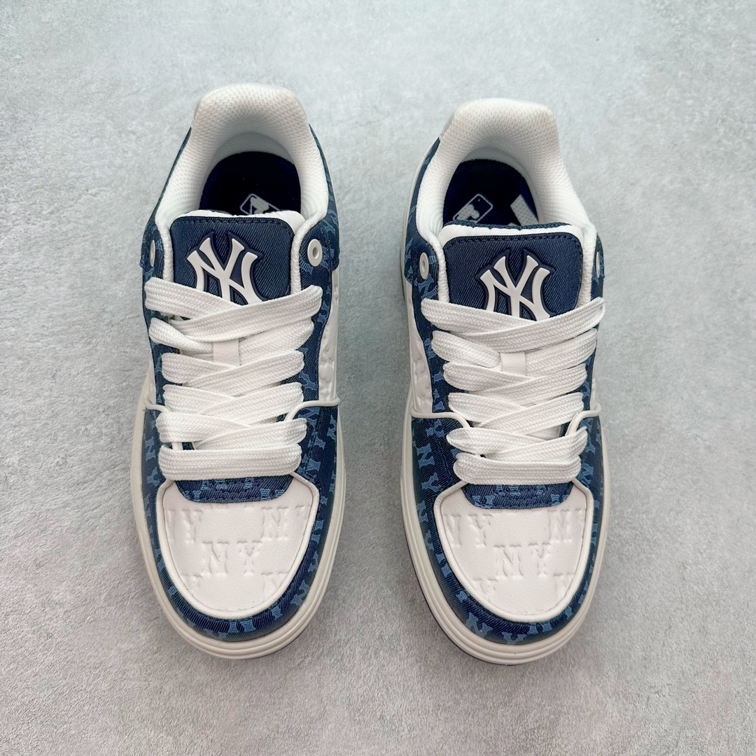 图片[2]-＃DT纯原 MLB Chunky Liner Basic 复古印花学长鞋系列低帮轻量增高厚底百搭休闲运动慢跑鞋板鞋 Korea韩国联名NY美国榄球纽约洋基队限定 目前可过轻松秒过各类鉴定 能操作的私聊 韩国代购专供 左脚内置NFC感应 区别市面贴纸假芯片 MLB专用菱形双针中底布 重点细节中底布带注胶孔 原厂NFC感应吊牌 支持鉴定 一个两位数 原盒原标 全套原楦原纸板原厂数据开发 中韩文保养标贴 绿色防霉片 平台代购专供 独家一比一RB+MD组合大底 高频后跟小人Logo精准对位立体饱满 正确网布加超迁鞋面 转印中底走线紧密 转印Logo工艺表层防刮不掉色 尺码：35 36 36.5 37.5 38 38.5 39 40 40.5 41 42 42.5 43 44 44.5 45-选品中心