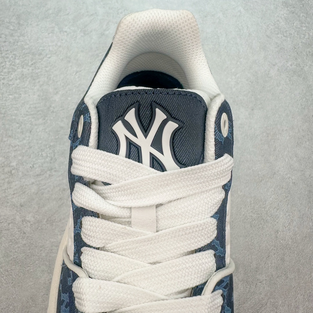 图片[5]-＃DT纯原 MLB Chunky Liner Basic 复古印花学长鞋系列低帮轻量增高厚底百搭休闲运动慢跑鞋板鞋 Korea韩国联名NY美国榄球纽约洋基队限定 目前可过轻松秒过各类鉴定 能操作的私聊 韩国代购专供 左脚内置NFC感应 区别市面贴纸假芯片 MLB专用菱形双针中底布 重点细节中底布带注胶孔 原厂NFC感应吊牌 支持鉴定 一个两位数 原盒原标 全套原楦原纸板原厂数据开发 中韩文保养标贴 绿色防霉片 平台代购专供 独家一比一RB+MD组合大底 高频后跟小人Logo精准对位立体饱满 正确网布加超迁鞋面 转印中底走线紧密 转印Logo工艺表层防刮不掉色 尺码：35 36 36.5 37.5 38 38.5 39 40 40.5 41 42 42.5 43 44 44.5 45-选品中心