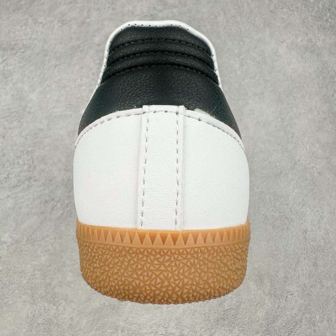 图片[8]-AD Original Samba OG 复古经典轻便板鞋 IG4279 这款桑巴鞋展示了高质量的工艺 带有装饰的超锁缝制和无缝的手感 柔软、柔软的皮革造型和标志性的3条纹完成了精致的外观 正规合身鞋带 鞋面上有绒面鞋垫 橡胶鞋底 享受正畸套筒软感 自50年代首次亮相以来就一直在赢得粉丝的青睐 尺码：36 36.5 37.5 38 38.5 39 40 40.5 41 42 42.5 43 44 44.5 45-选品中心