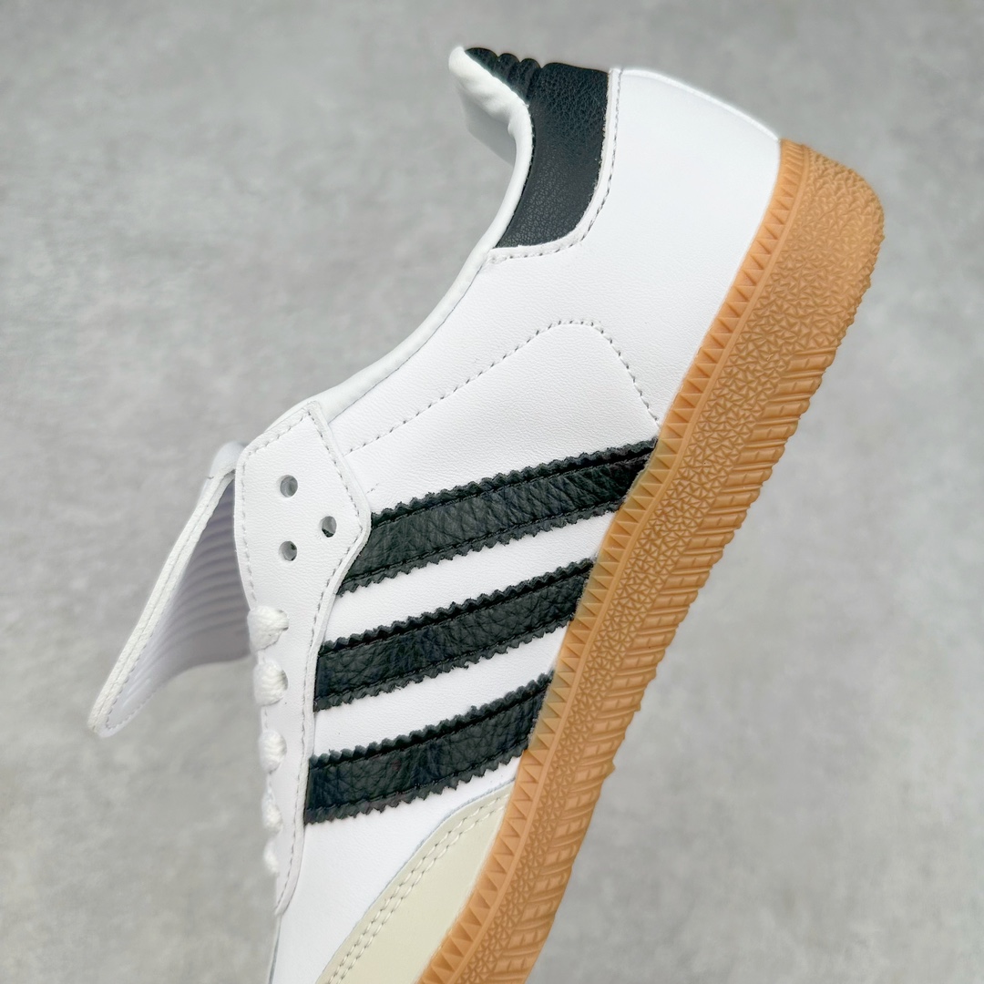 图片[7]-AD Original Samba OG 复古经典轻便板鞋 IG4279 这款桑巴鞋展示了高质量的工艺 带有装饰的超锁缝制和无缝的手感 柔软、柔软的皮革造型和标志性的3条纹完成了精致的外观 正规合身鞋带 鞋面上有绒面鞋垫 橡胶鞋底 享受正畸套筒软感 自50年代首次亮相以来就一直在赢得粉丝的青睐 尺码：36 36.5 37.5 38 38.5 39 40 40.5 41 42 42.5 43 44 44.5 45-选品中心