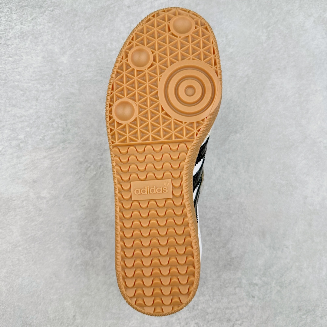 图片[9]-AD Original Samba OG 复古经典轻便板鞋 IG4279 这款桑巴鞋展示了高质量的工艺 带有装饰的超锁缝制和无缝的手感 柔软、柔软的皮革造型和标志性的3条纹完成了精致的外观 正规合身鞋带 鞋面上有绒面鞋垫 橡胶鞋底 享受正畸套筒软感 自50年代首次亮相以来就一直在赢得粉丝的青睐 尺码：36 36.5 37.5 38 38.5 39 40 40.5 41 42 42.5 43 44 44.5 45-选品中心