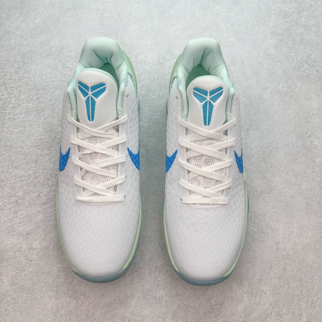 图片[2]-NK Zoom Kobe 6 科比六代 CW2190-402 采用了复合式的鞋面 内层为透气网面 中层加载Fly wire科技 而外层则用聚氨酯岛状结构塑造出非常逼真的蛇麟纹路 多层的鞋面结构带来了更好的透气性和更有针对性的保护 加入了双层记忆海绵鞋垫 可根据球员脚形自动调节以提高合脚度 使脚感更加柔软舒适 赋予球员非一般的球场舒适感受 尺码：40 40.5 41 42 42.5 43 44 44.5 45 46-选品中心