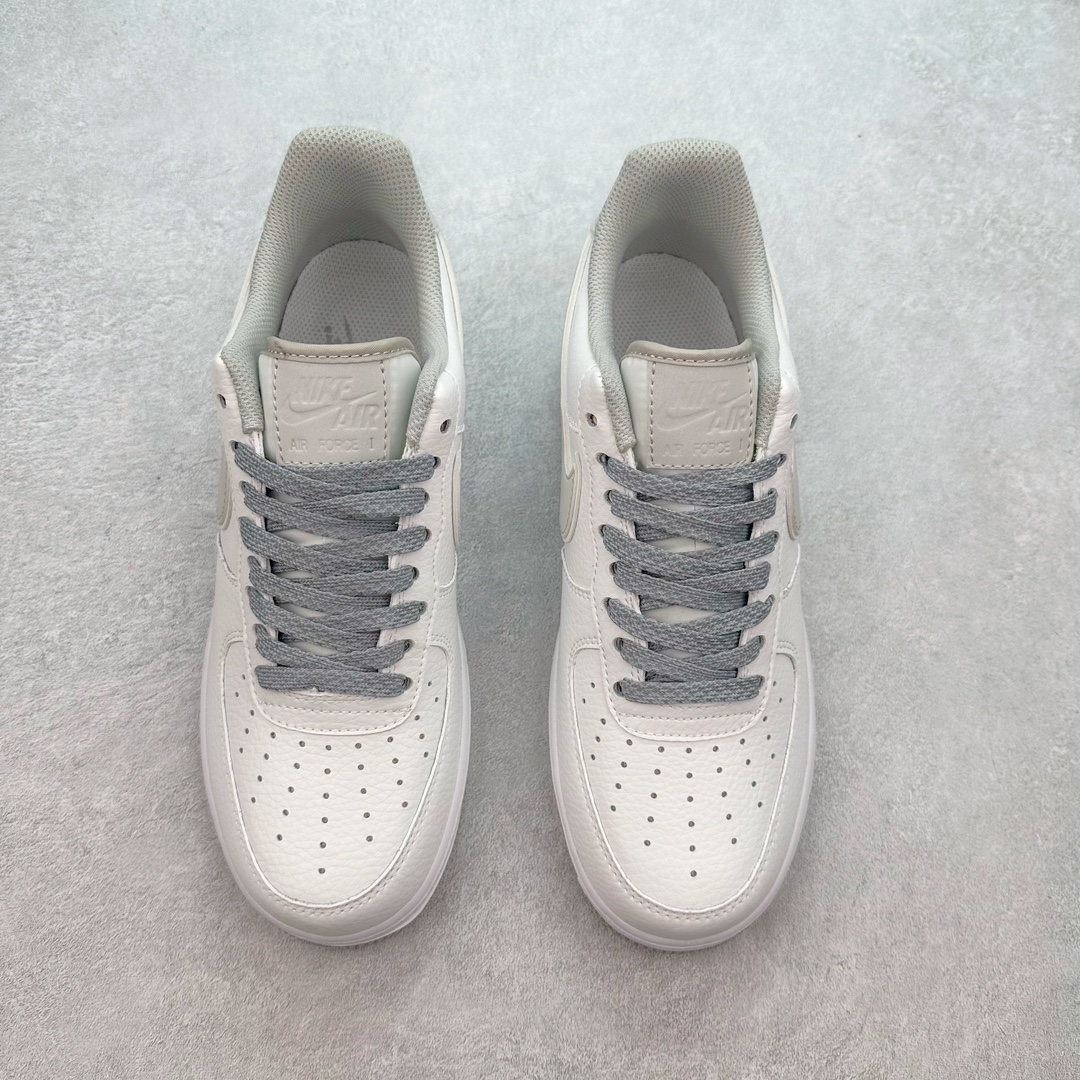 图片[2]-NK Air Force 1´07 Low 空军一号低帮百搭休闲运动板鞋 LS0216-025 柔软、弹性十足的缓震性能和出色的中底设计 横跨复古与现代的外型结合 造就出风靡全球 三十多年的Force 1 直到今天还深受青睐 尺码：36 36.5 37.5 38 38.5 39 40 40.5 41 42 42.5 43 44 44.5 45-选品中心