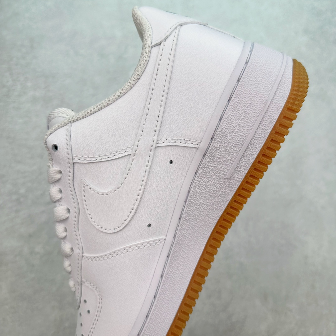 图片[7]-NK Air Force 1´07 Low 空军一号低帮百搭休闲运动板鞋 DJ2739-100 柔软、弹性十足的缓震性能和出色的中底设计 横跨复古与现代的外型结合 造就出风靡全球 三十多年的Force 1 直到今天还深受青睐 尺码：36 36.5 37.5 38 38.5 39 40 40.5 41 42 42.5 43 44 44.5 45-选品中心