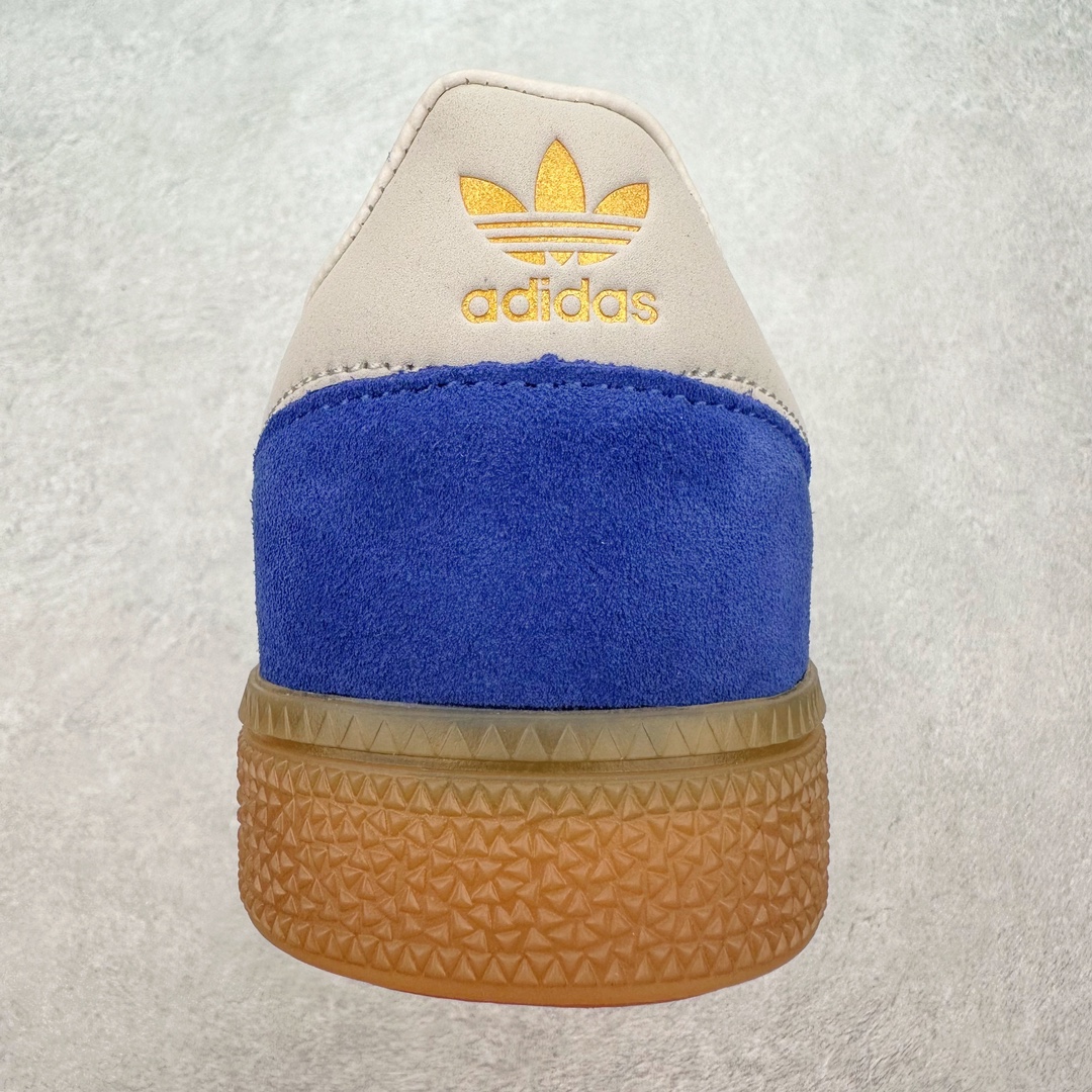 图片[8]-AD Originals Handball SPZL 手球运动员系列百搭休闲运动板鞋 JP5278 这款来自阿迪达斯的这款HANDBALL SPZL前身是一双手球运动鞋，这一次拿来复刻，所以鞋面的主要色彩选用了黑色， 鞋面外侧除了Spezial字母之外还有三叶草标志。Handball SPZL作为复古手球训练鞋与作为室内足球鞋的Samba有着异曲同工之处，但是质感更为出众的鞋身以及丰富的配色选择比起Samba来讲可以说是更胜一筹了！尺码：36 36⅔ 37⅓ 38 38⅔ 39⅓ 40 40⅔ 41⅓ 42 42⅔ 43⅓ 44 45-选品中心