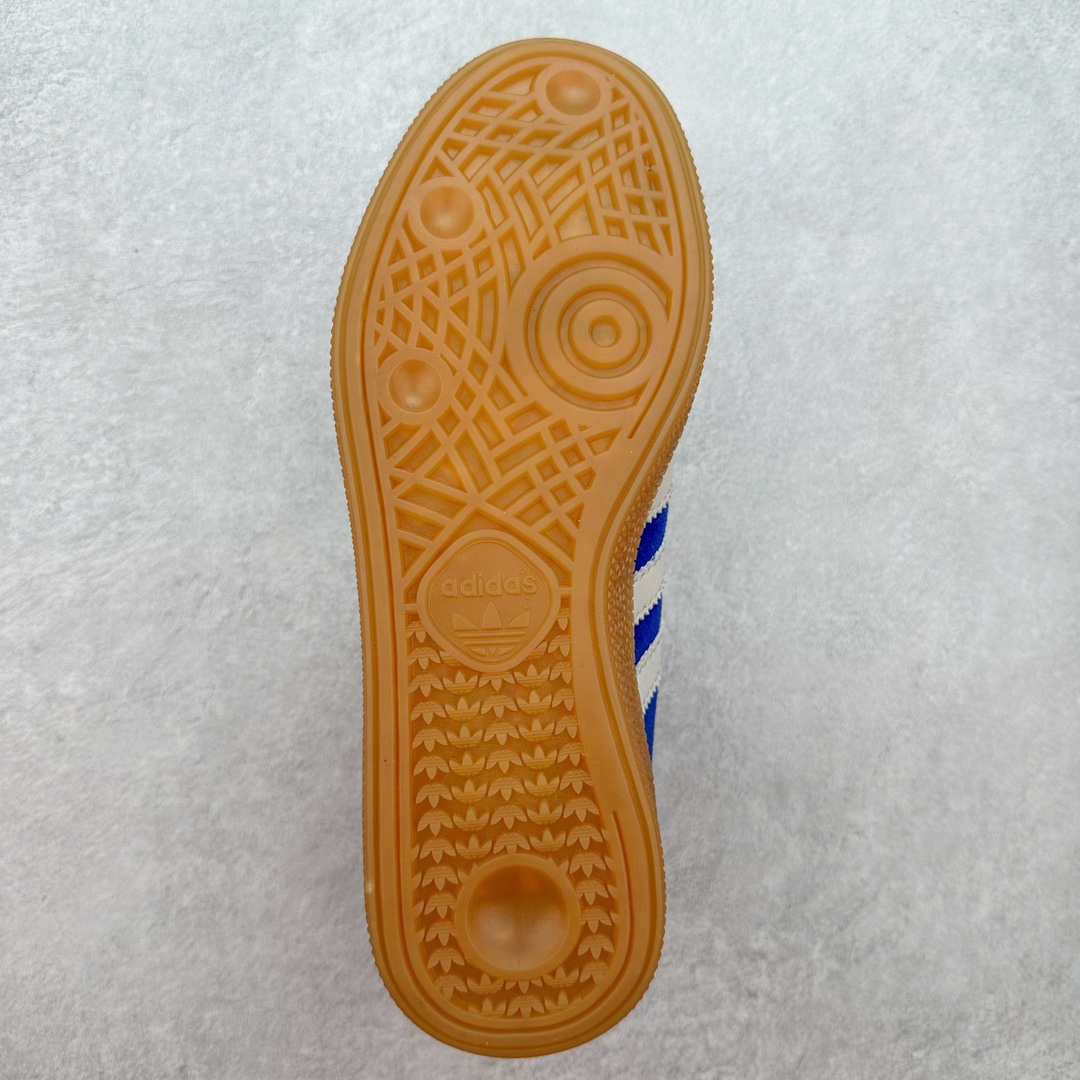 图片[9]-AD Originals Handball SPZL 手球运动员系列百搭休闲运动板鞋 JP5278 这款来自阿迪达斯的这款HANDBALL SPZL前身是一双手球运动鞋，这一次拿来复刻，所以鞋面的主要色彩选用了黑色， 鞋面外侧除了Spezial字母之外还有三叶草标志。Handball SPZL作为复古手球训练鞋与作为室内足球鞋的Samba有着异曲同工之处，但是质感更为出众的鞋身以及丰富的配色选择比起Samba来讲可以说是更胜一筹了！尺码：36 36⅔ 37⅓ 38 38⅔ 39⅓ 40 40⅔ 41⅓ 42 42⅔ 43⅓ 44 45-选品中心