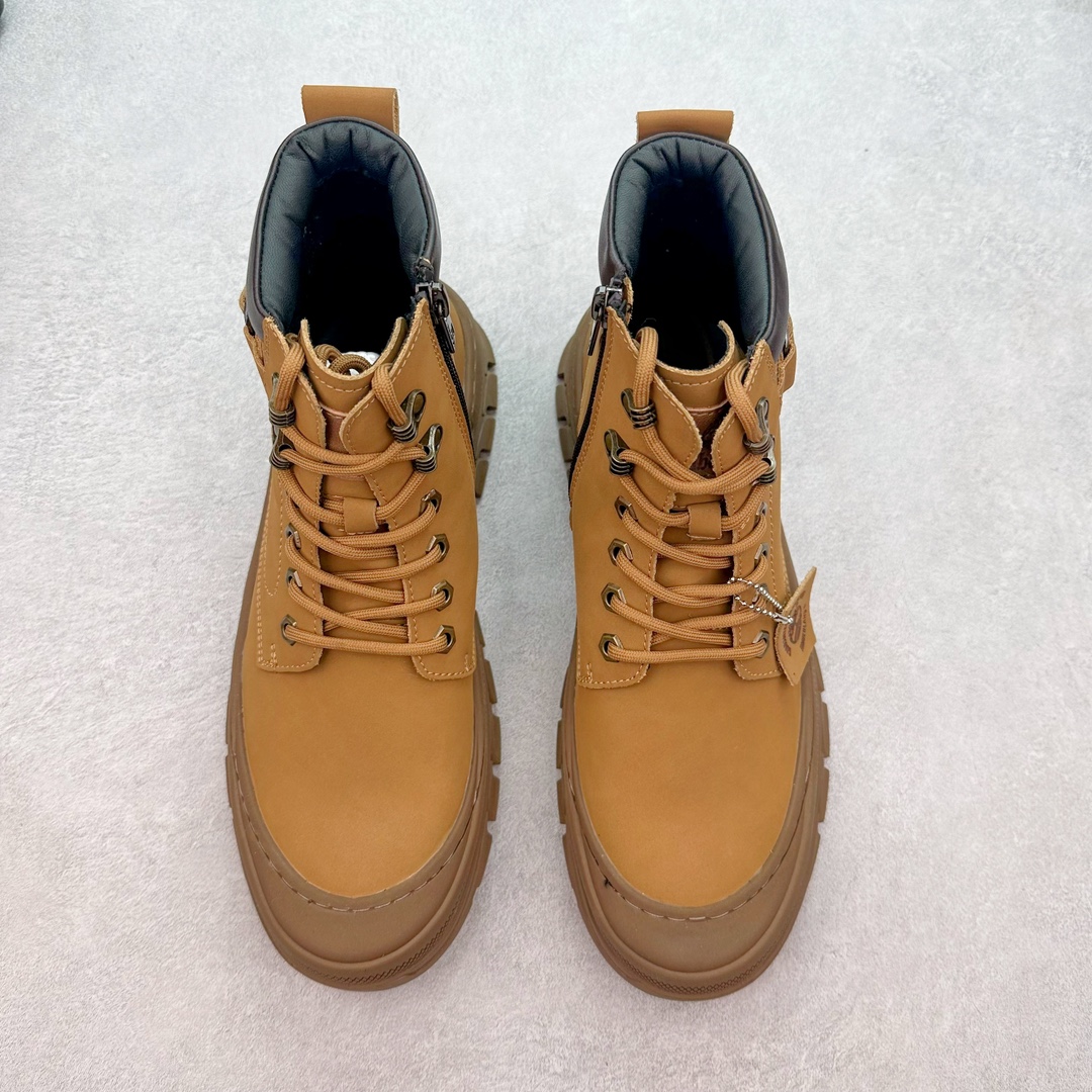 图片[2]-Timberland添柏岚/天伯伦 户外休闲马丁靴系列 广东大厂出品 全新工艺升级 24ss秋冬新款 原盒原包装 面料采用意大利🇮🇹进口手抓牛皮，搭配防臭防腐真皮乳胶鞋垫，给您完美的穿着体验，质量考究耐穿，型男必备，专治不帅，高品质脚感一流！全套官网统一包装 今年冬季防寒户外专用 日常随意搭配 尺码：39 40 41 42 43 44 (皮鞋码)-选品中心