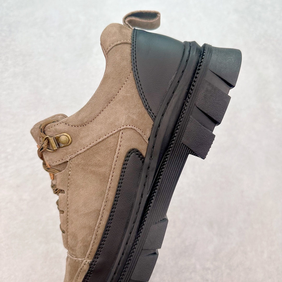 图片[7]-＃特价福利 CAT卡特 硬汉推土机品牌经典百搭户外休闲大黄靴系列 广东大厂品质 24ss秋冬新款 常年主打 时尚潮流搭配 面料釆用意大利进口磨砂牛皮 全鞋真牛皮材料 大底到五金都是代工厂原材料制作 好货不杀猪 首单质量严格把控 全套官网统一包装 今年冬季防寒户外专用 日常随意搭配 型男必备 尺码：38 39 40 41 42 43 44 (偏大一码)-选品中心