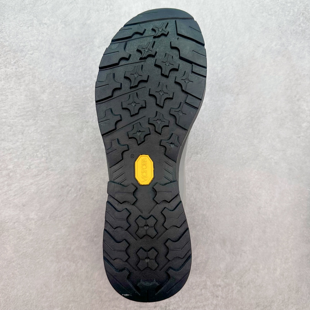 图片[9]-加拿大品牌 始祖鸟·Arcteryx始祖鸟 Konseal Lt 轻量网布防滑轻便耐磨低帮越野跑步鞋 利用先进的技术、更轻但可靠耐用的材料和高度专注的设计流程，我们创造了我们最轻的接近鞋 Konseal LT。它专为在您携带背包和攀爬装备时覆盖崎岖的地面而设计，提供足底支撑和保护、应对不断変化的地形的敏捷性以及 Vibram® Megagrip 外底的自抓地力。内里提供赤足舒适感，鞋跟可平折，因此您可以在系绳或露营时将其作为木屐穿着。尺码：35 36 37 38 39 40 41 42 43 44 45-选品中心