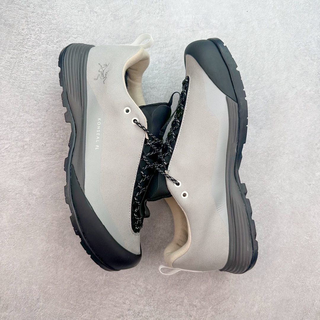 图片[3]-加拿大品牌 始祖鸟·Arcteryx始祖鸟 Konseal Lt 轻量网布防滑轻便耐磨低帮越野跑步鞋 利用先进的技术、更轻但可靠耐用的材料和高度专注的设计流程，我们创造了我们最轻的接近鞋 Konseal LT。它专为在您携带背包和攀爬装备时覆盖崎岖的地面而设计，提供足底支撑和保护、应对不断変化的地形的敏捷性以及 Vibram® Megagrip 外底的自抓地力。内里提供赤足舒适感，鞋跟可平折，因此您可以在系绳或露营时将其作为木屐穿着。尺码：35 36 37 38 39 40 41 42 43 44 45-选品中心