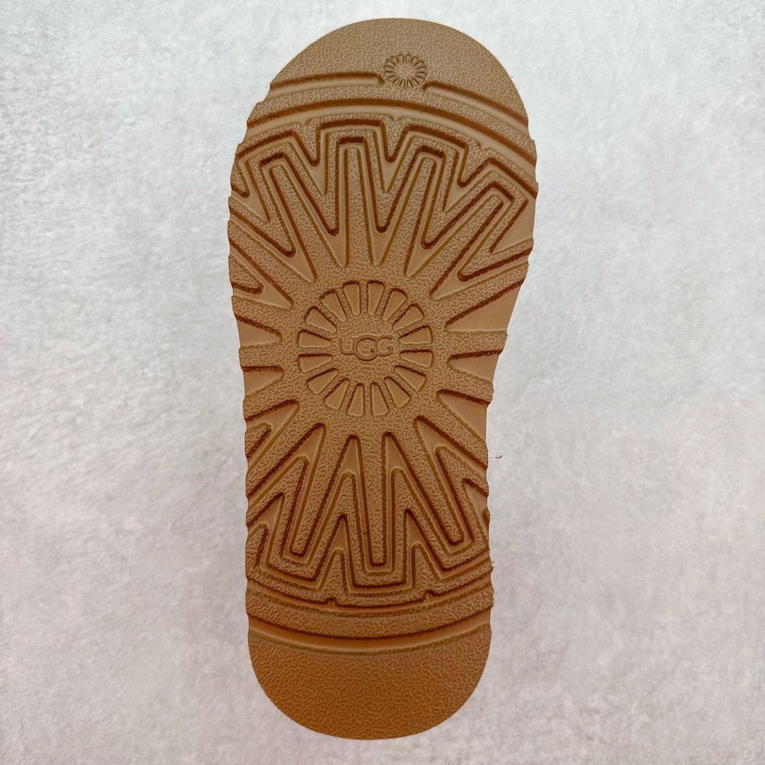 图片[9]-＃性价比 UGG 2553 秋冬经典户外雪地靴 官方同步包装 检验标 材料采用原厂防污防水皮料 羊毛皮一体 防滑耐磨轻翼大底 保暖性能十足 严寒季节 必属佳品 尺码：35 36 37 38 39 40-选品中心